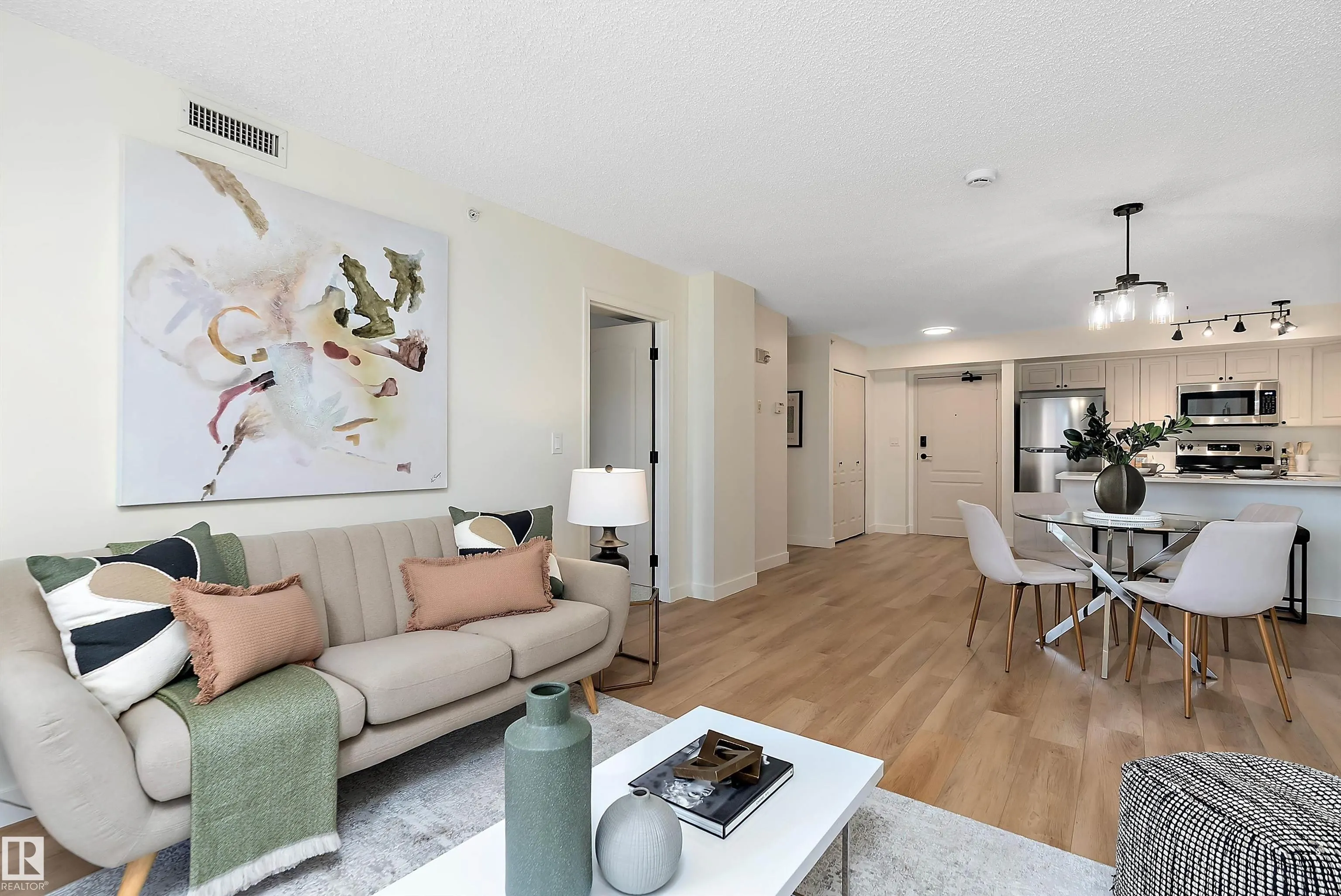 10909 103 Avenue