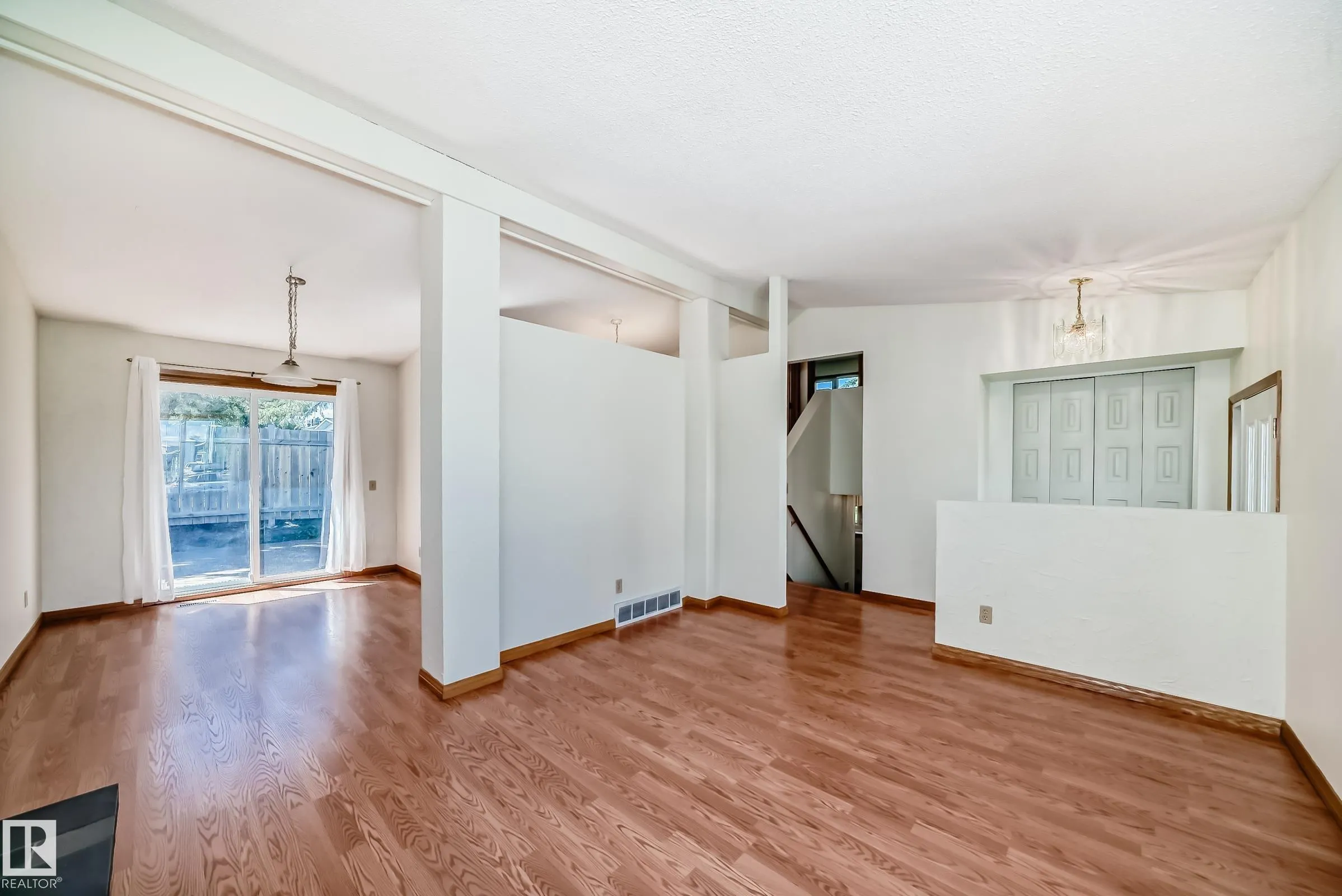 9 WELLINGTON Crescent