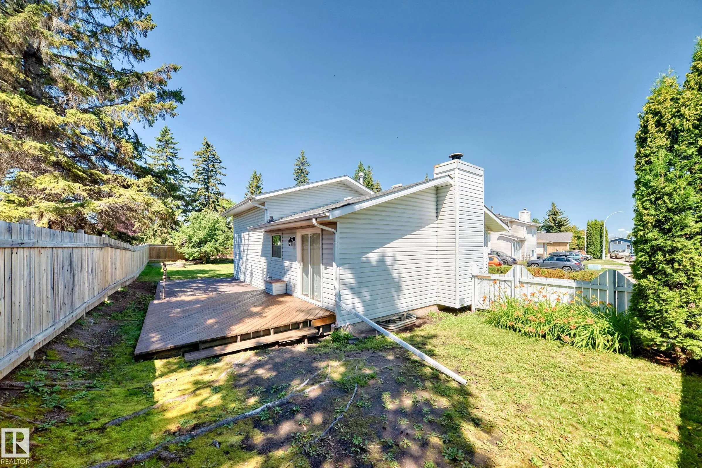 9 WELLINGTON Crescent