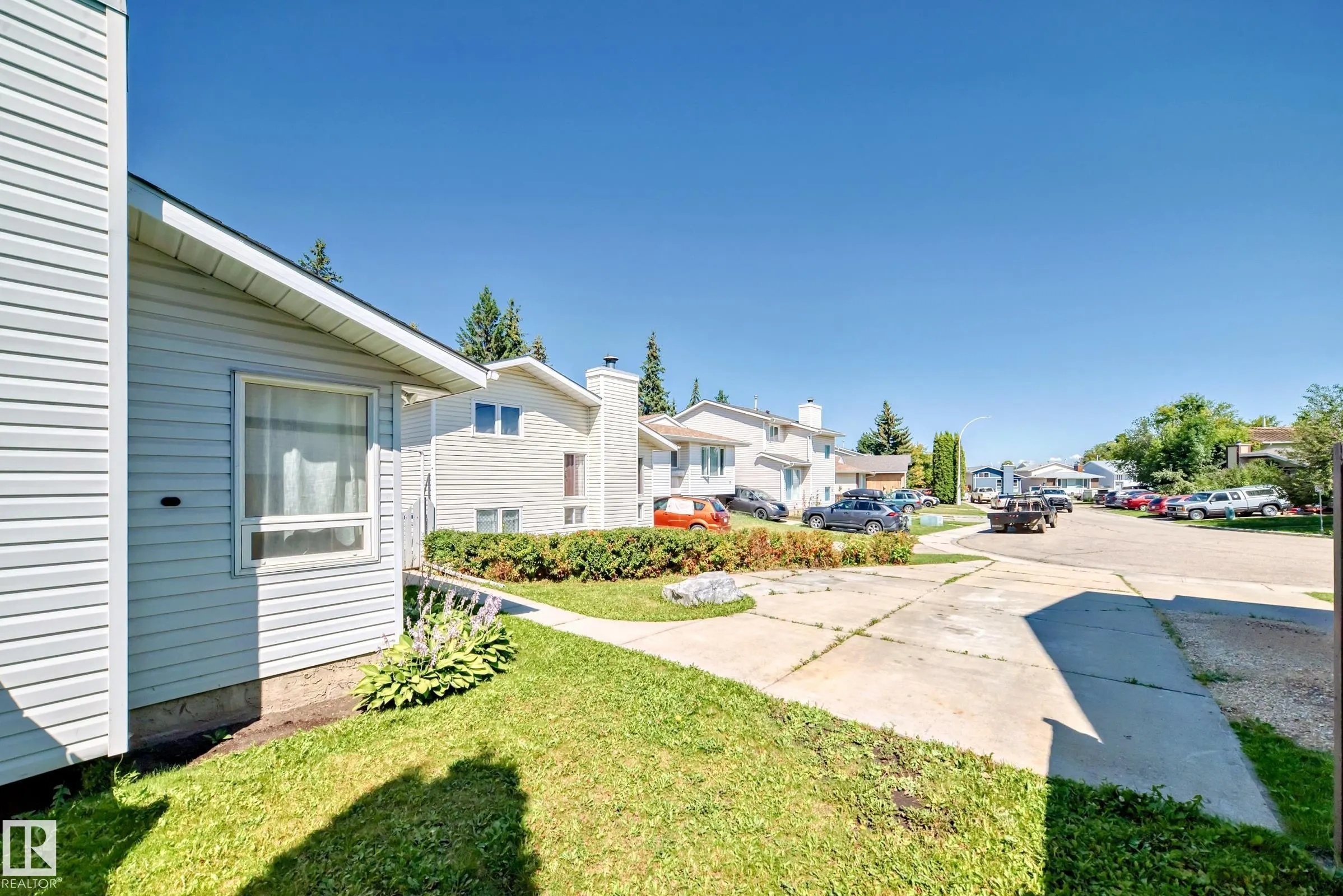 9 WELLINGTON Crescent