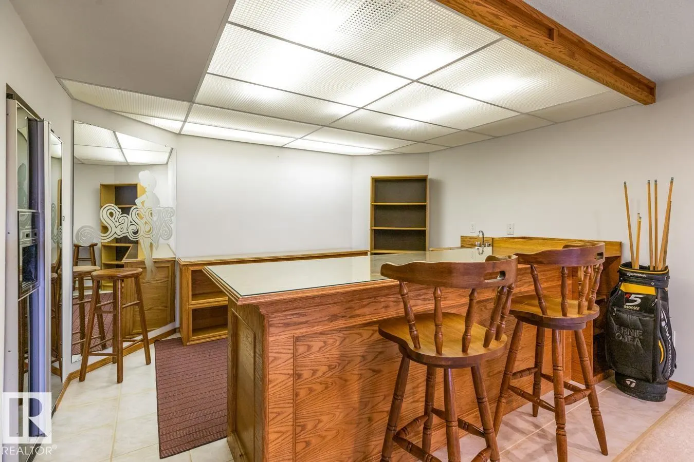 21 RIDGEBAY Place
