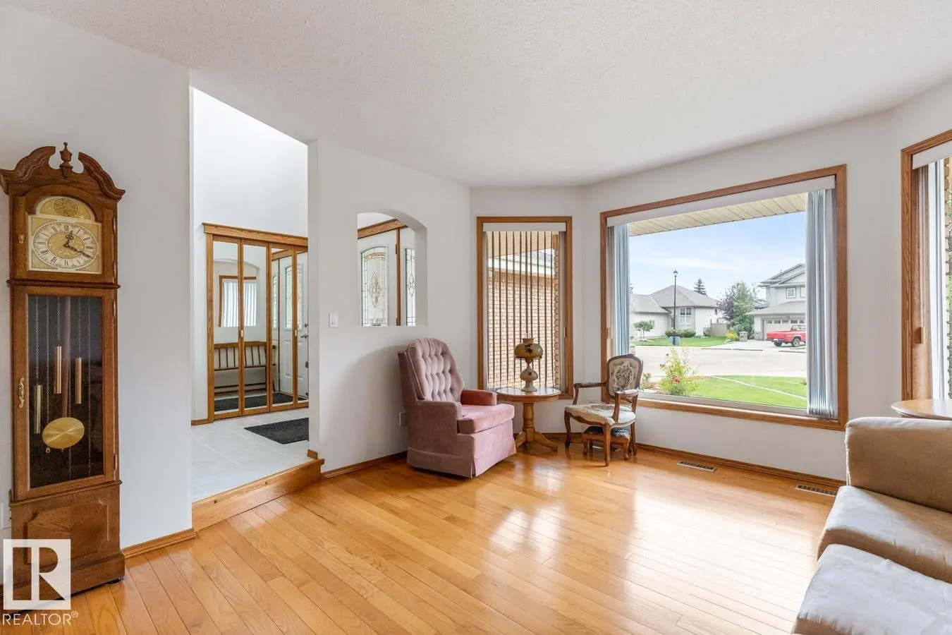21 RIDGEBAY Place