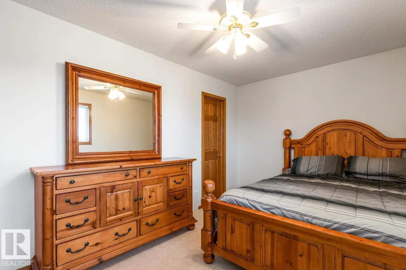 21 RIDGEBAY Place