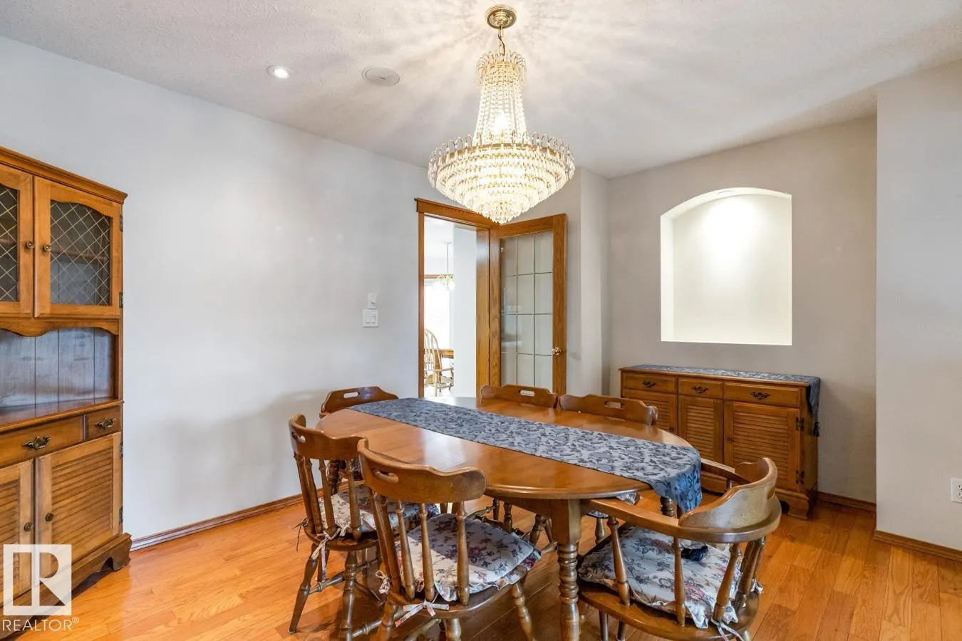 21 RIDGEBAY Place