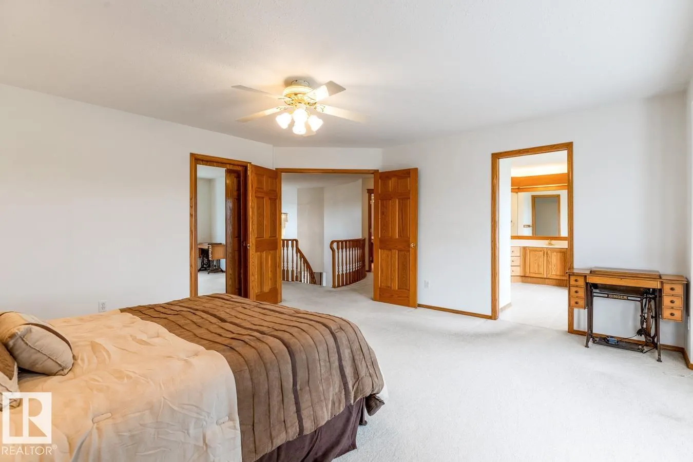 21 RIDGEBAY Place