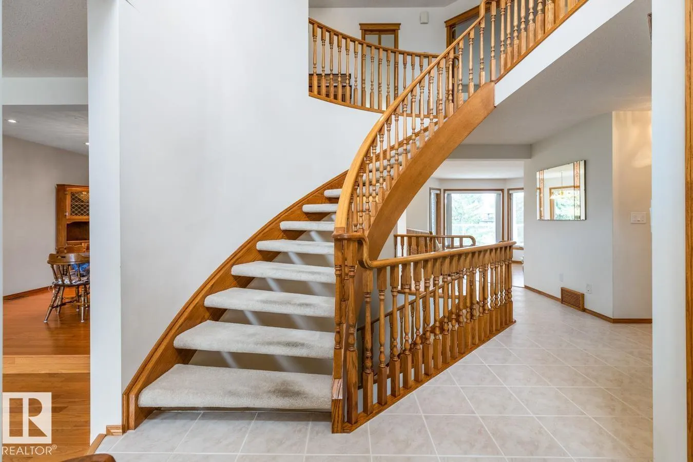 21 RIDGEBAY Place