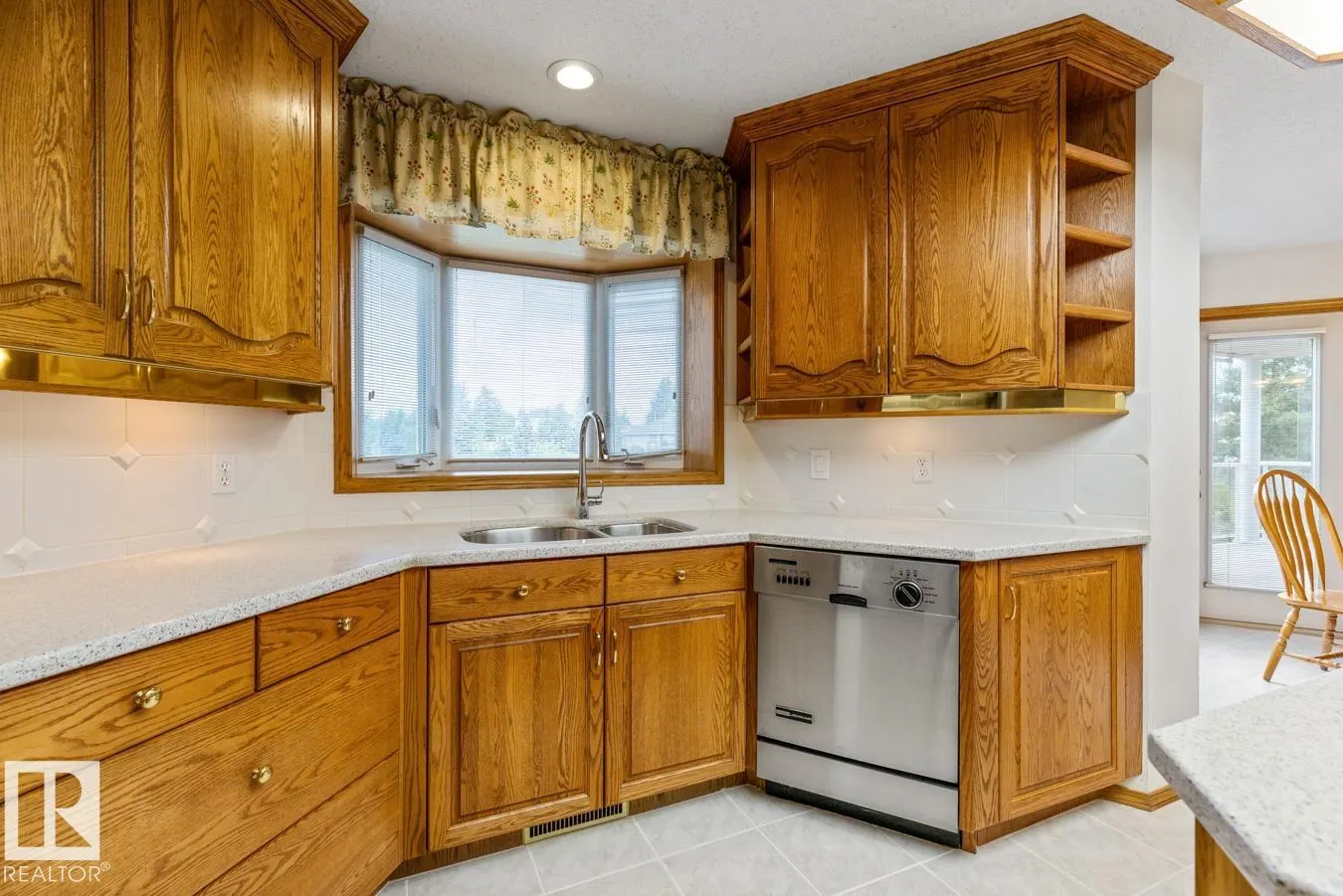 21 RIDGEBAY Place