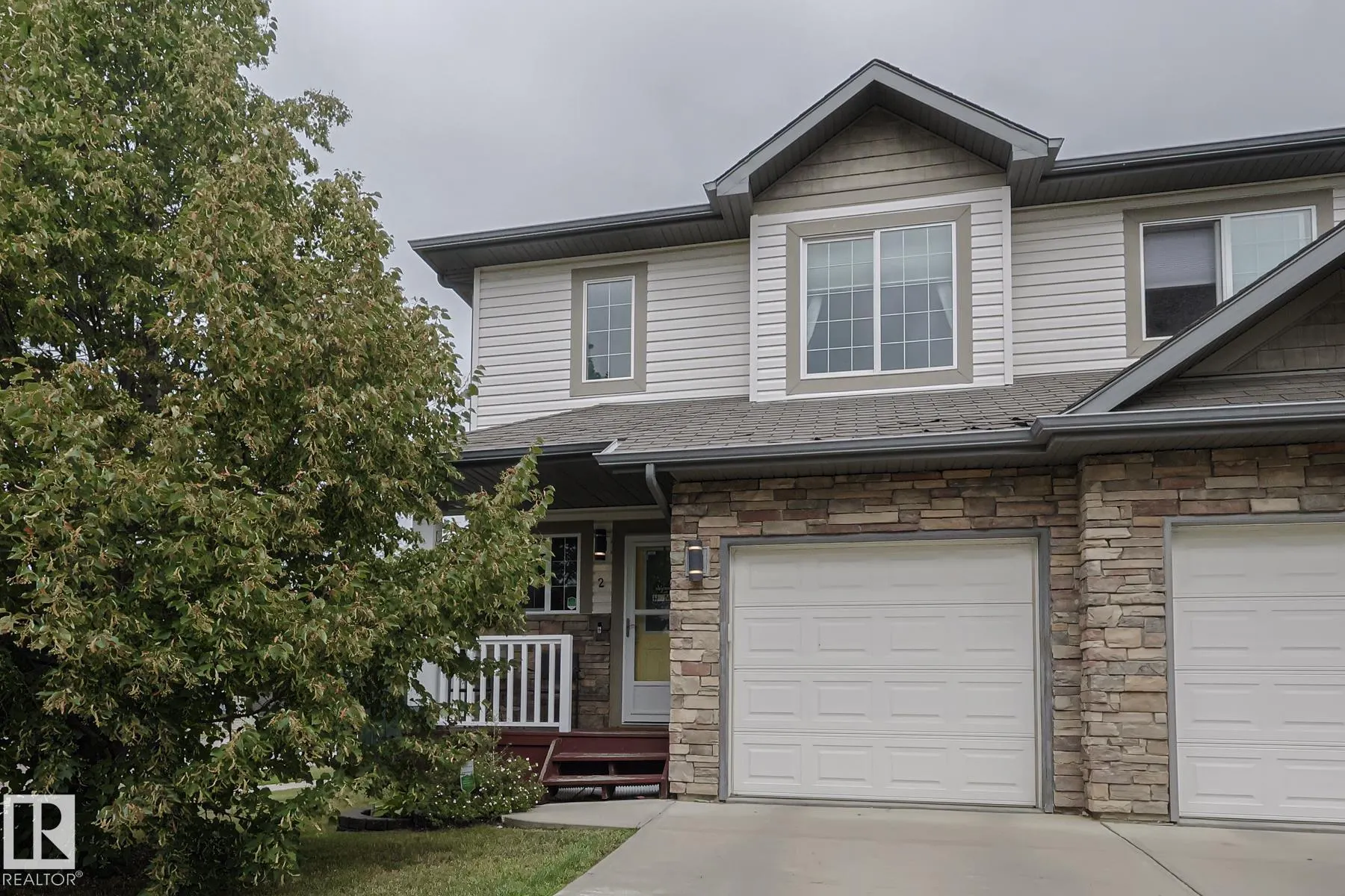 2 VANESSA Avenue