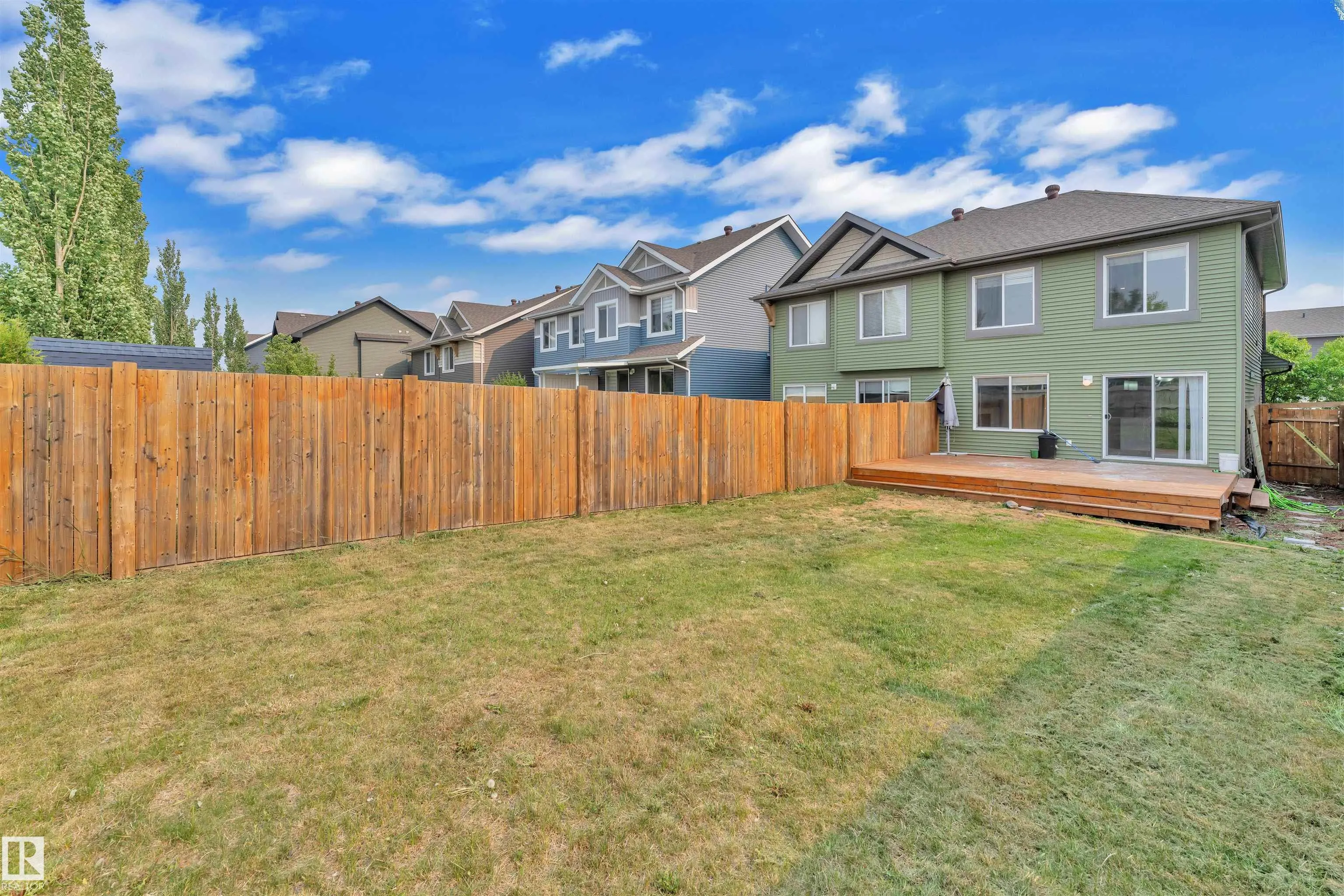 5405 CRABAPPLE Loop