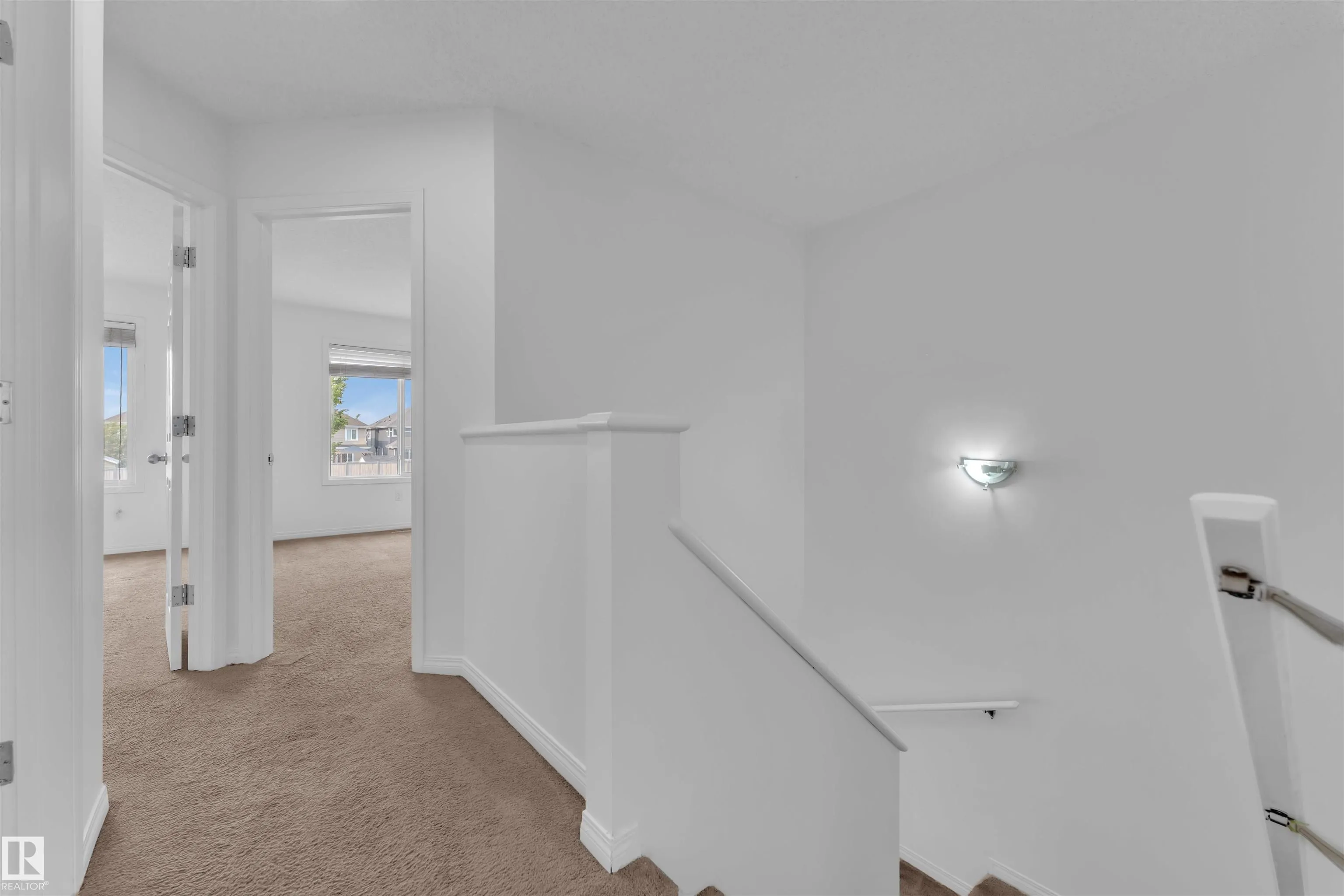 5405 CRABAPPLE Loop