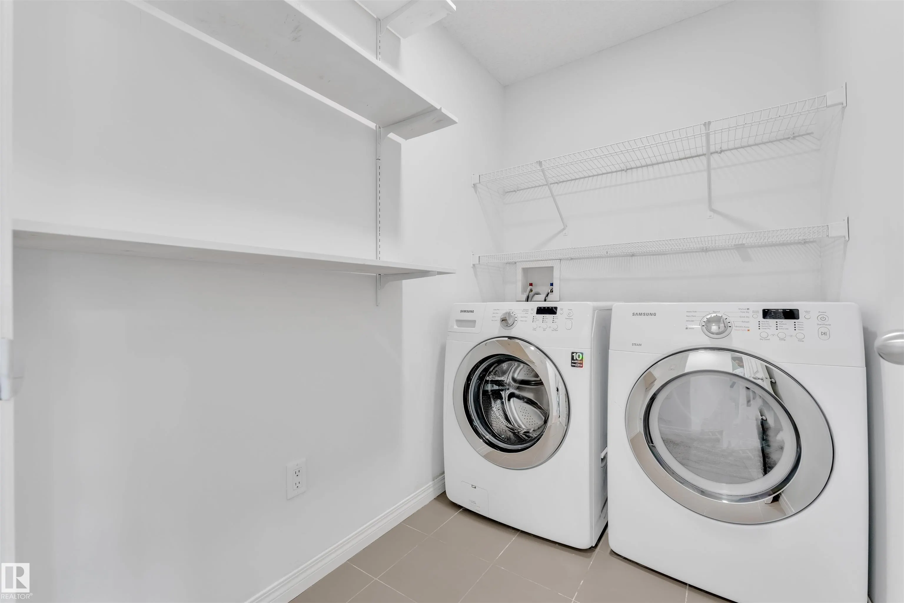 5405 CRABAPPLE Loop