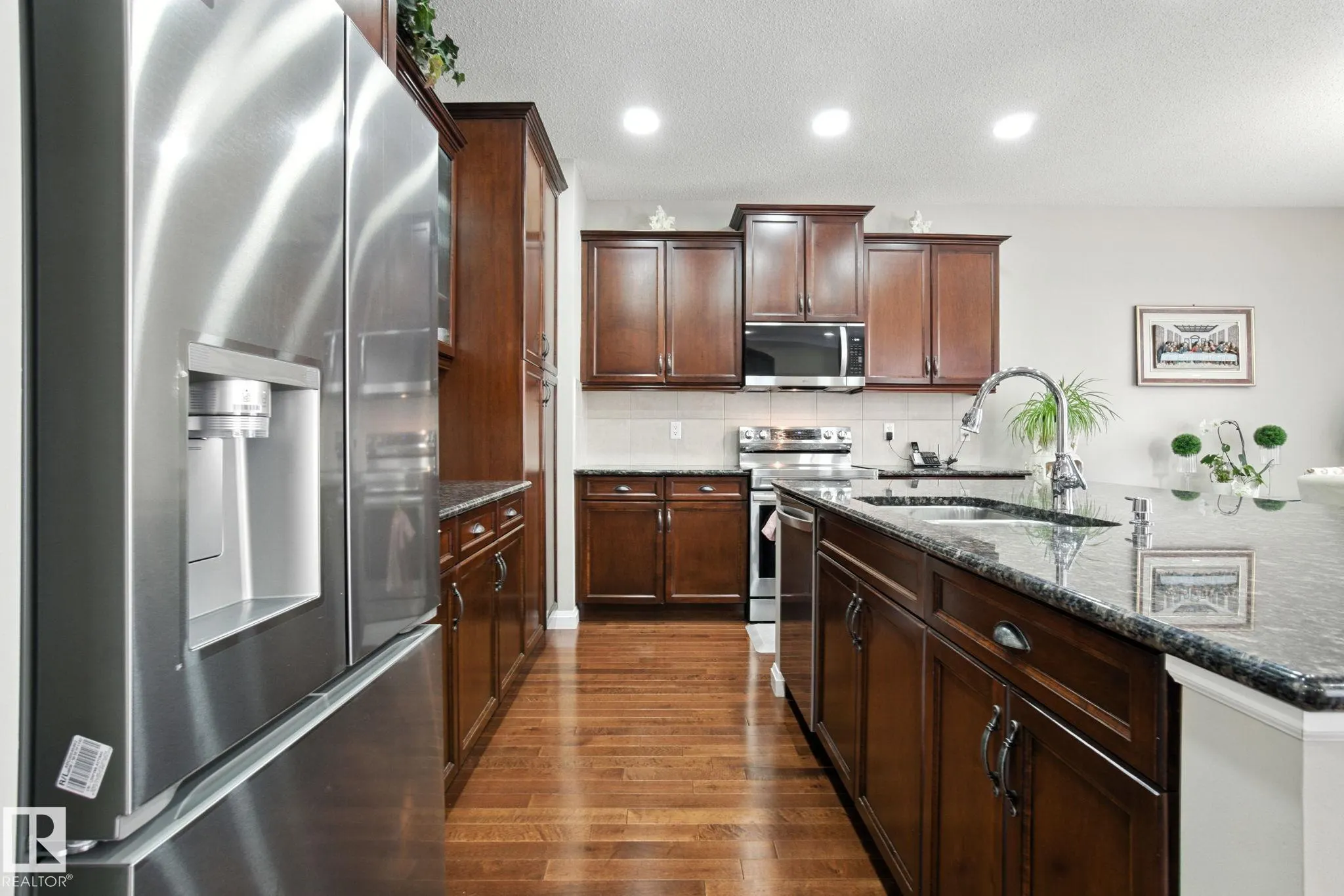 478 AINSLIE Crescent
