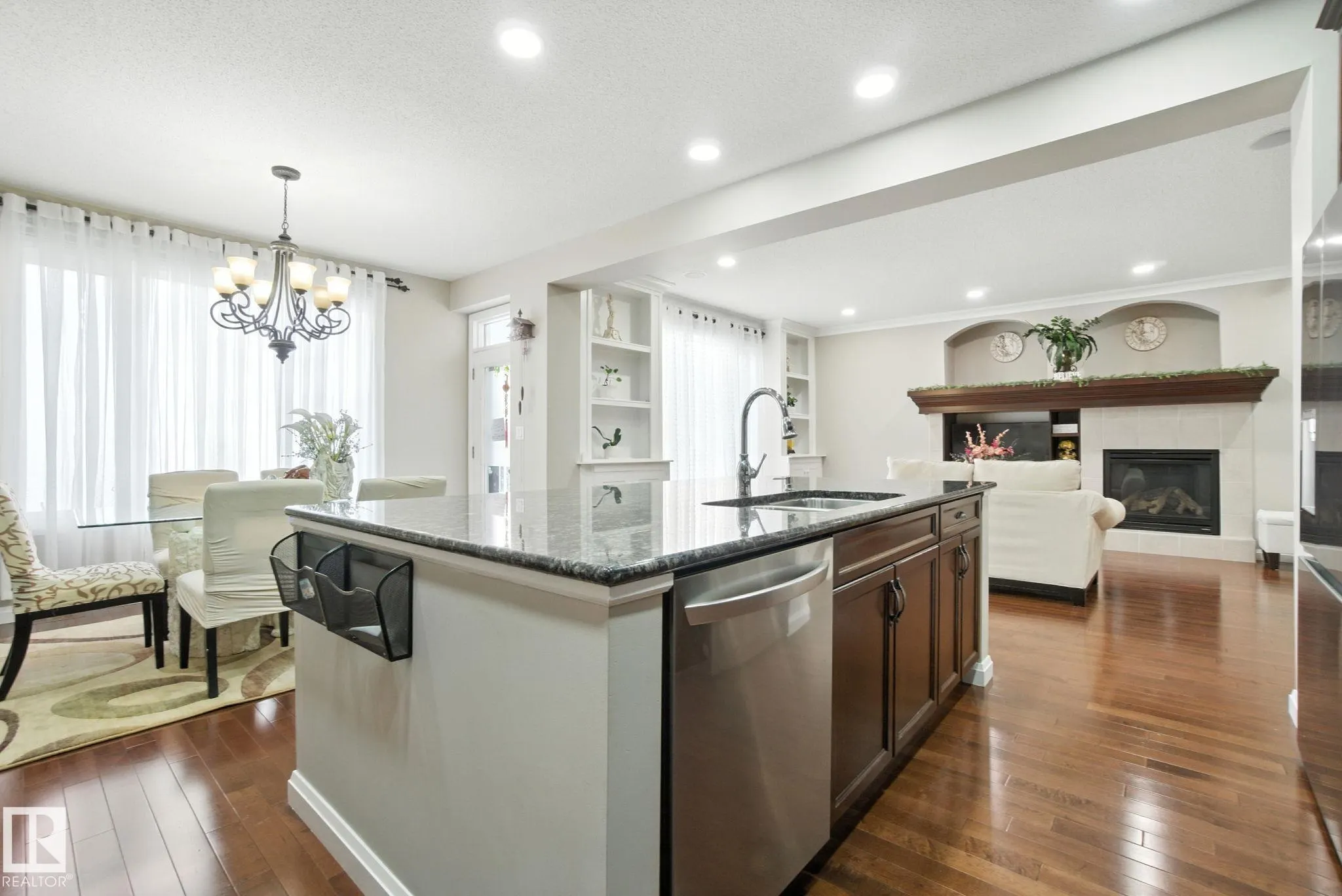 478 AINSLIE Crescent