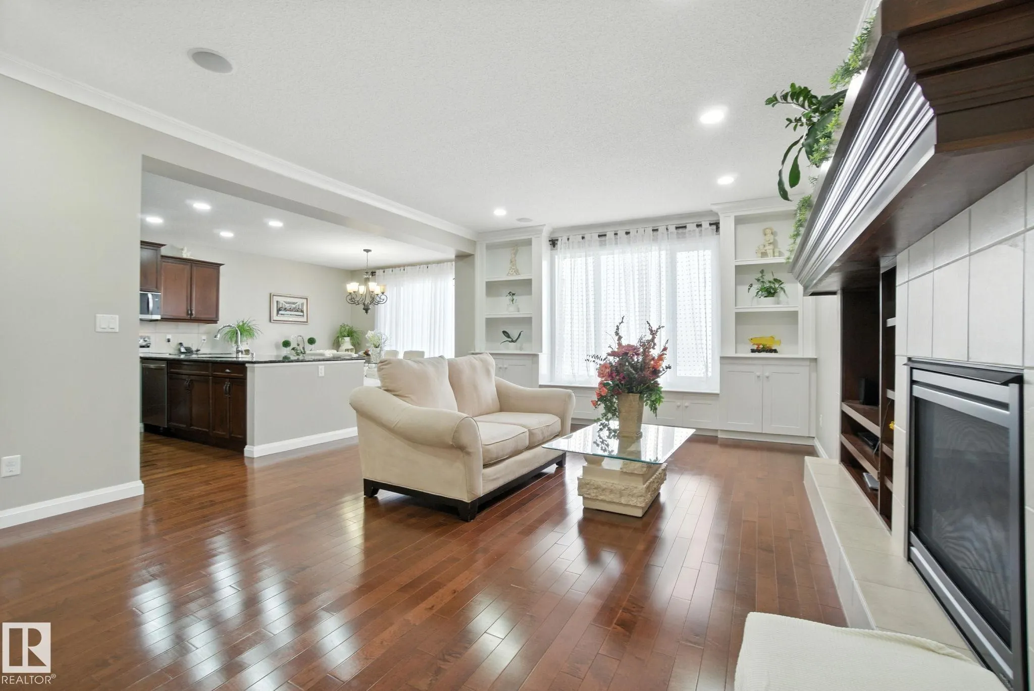 478 AINSLIE Crescent