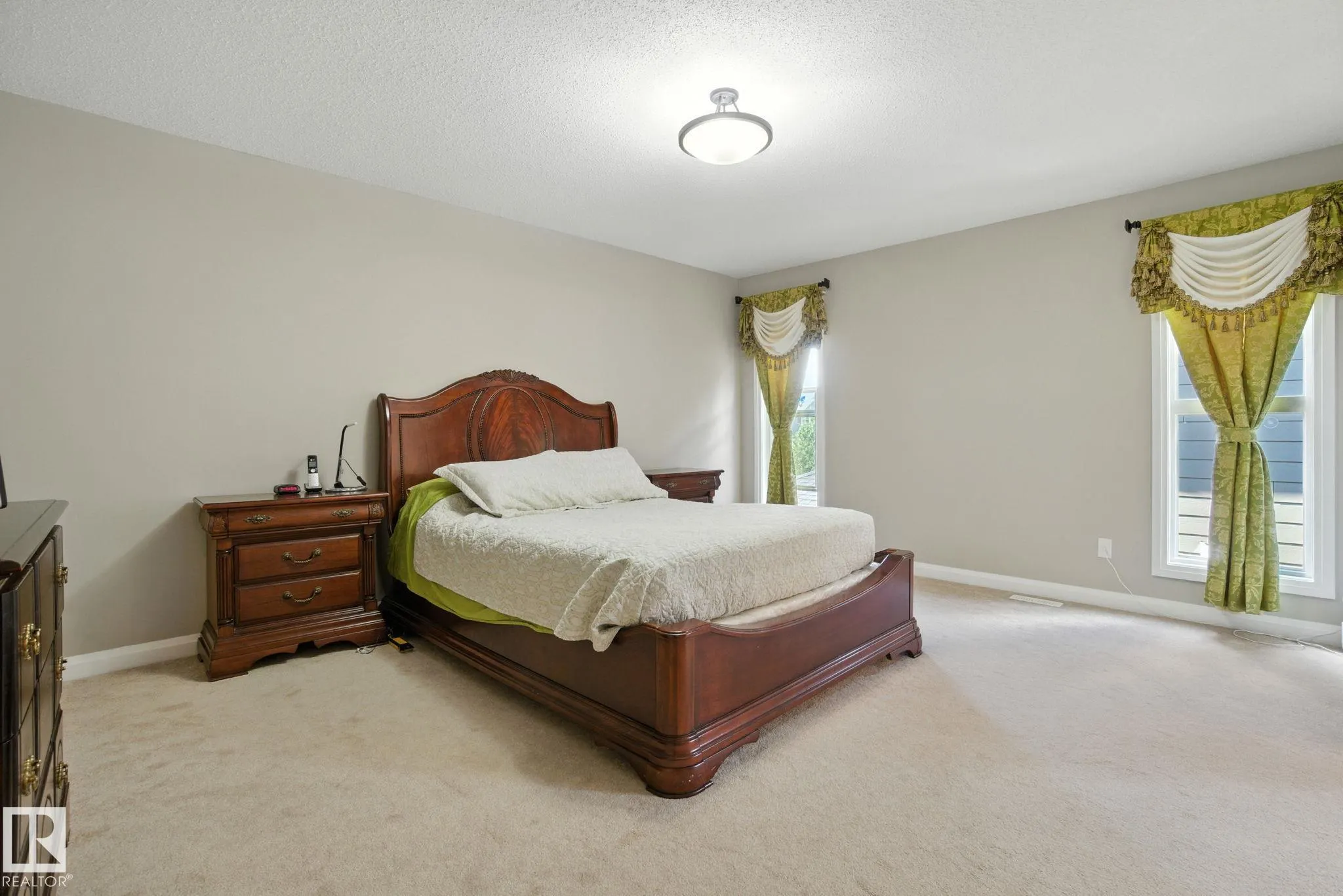 478 AINSLIE Crescent