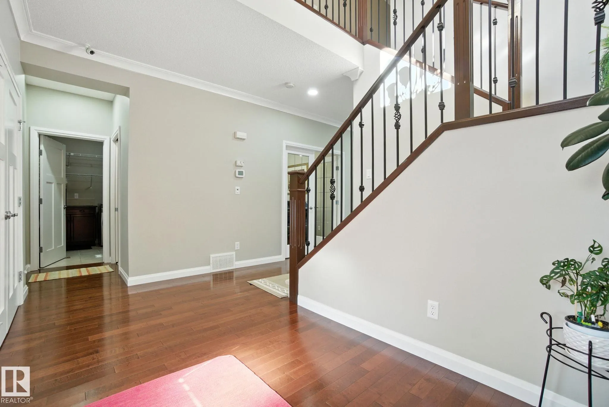 478 AINSLIE Crescent