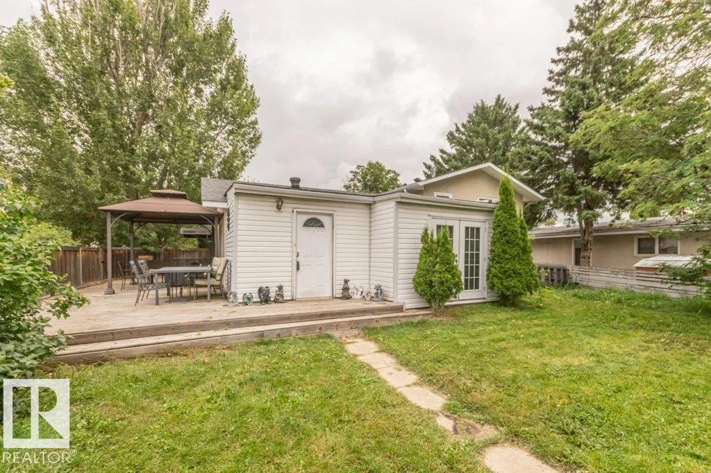122 GREENGROVE Avenue