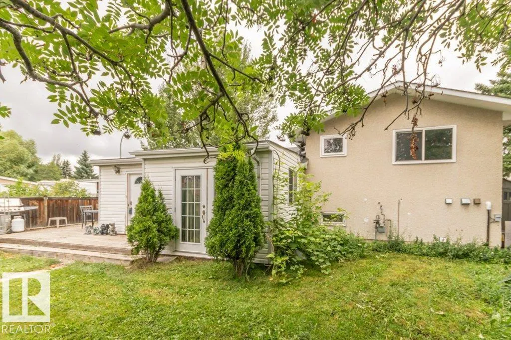 122 GREENGROVE Avenue