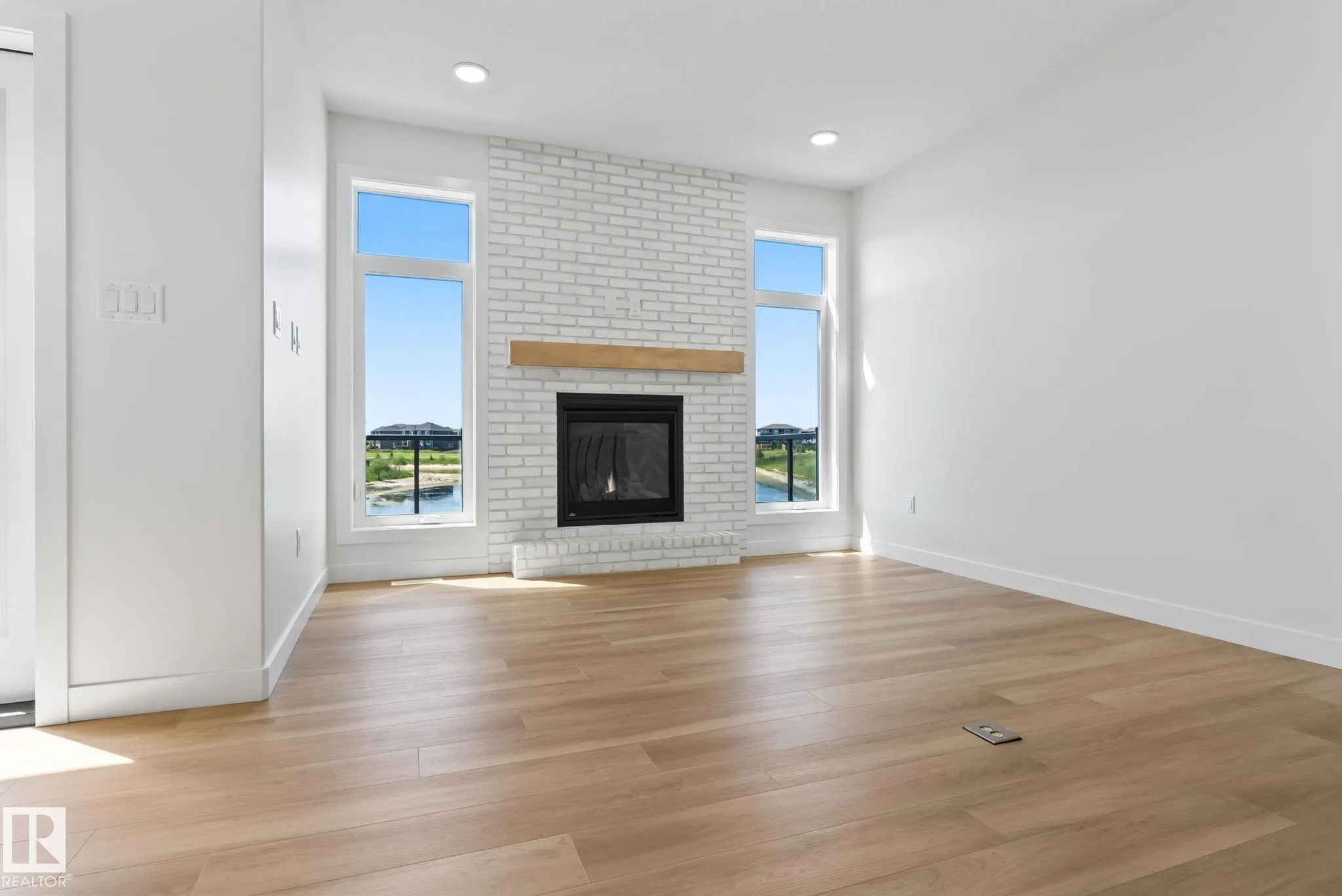 3138 Magpie Wy