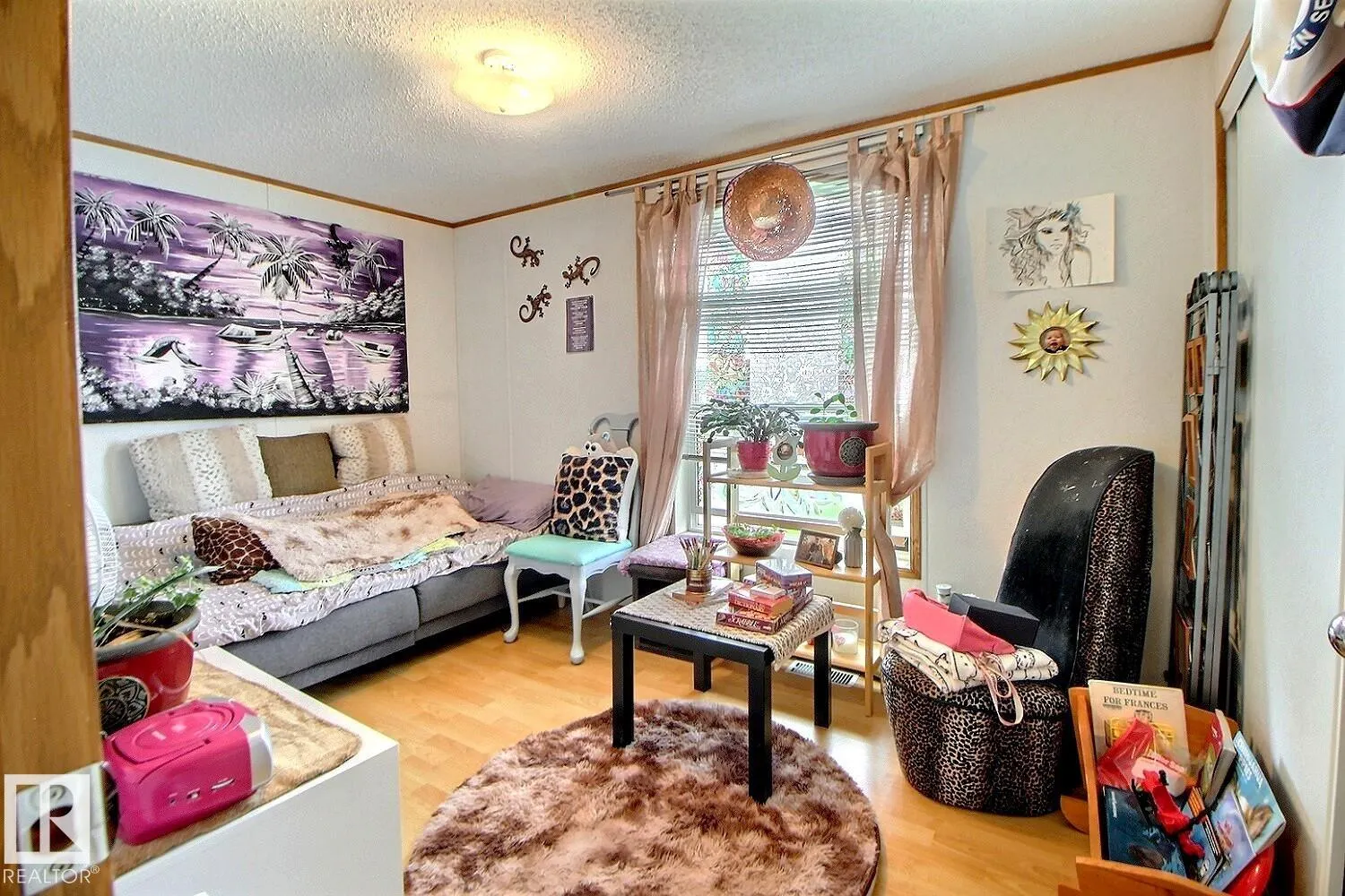 1567 Jubilee Wynd