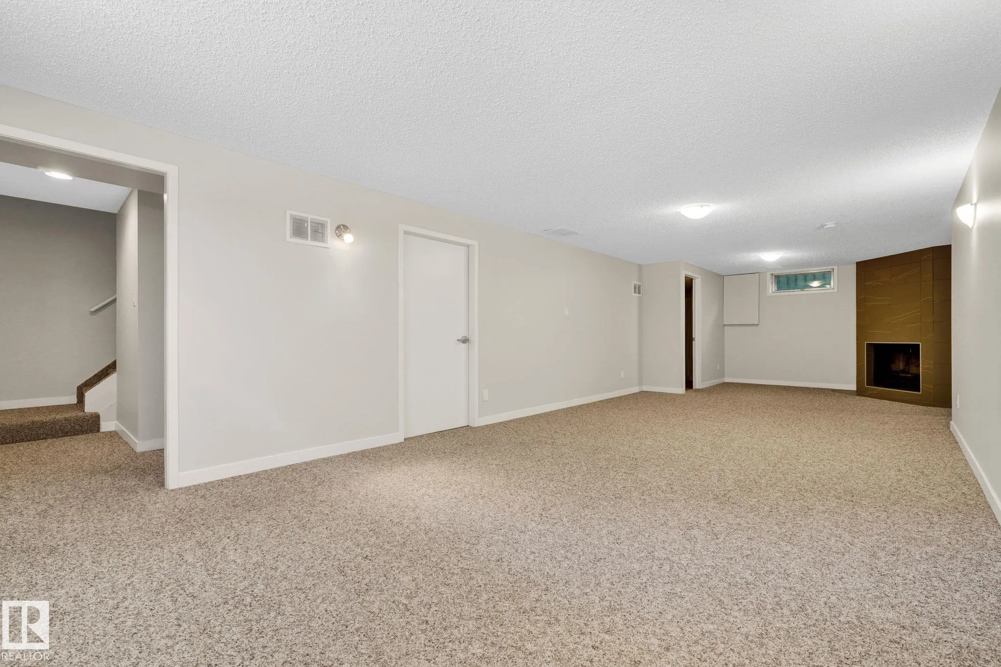 14408 65 Street
