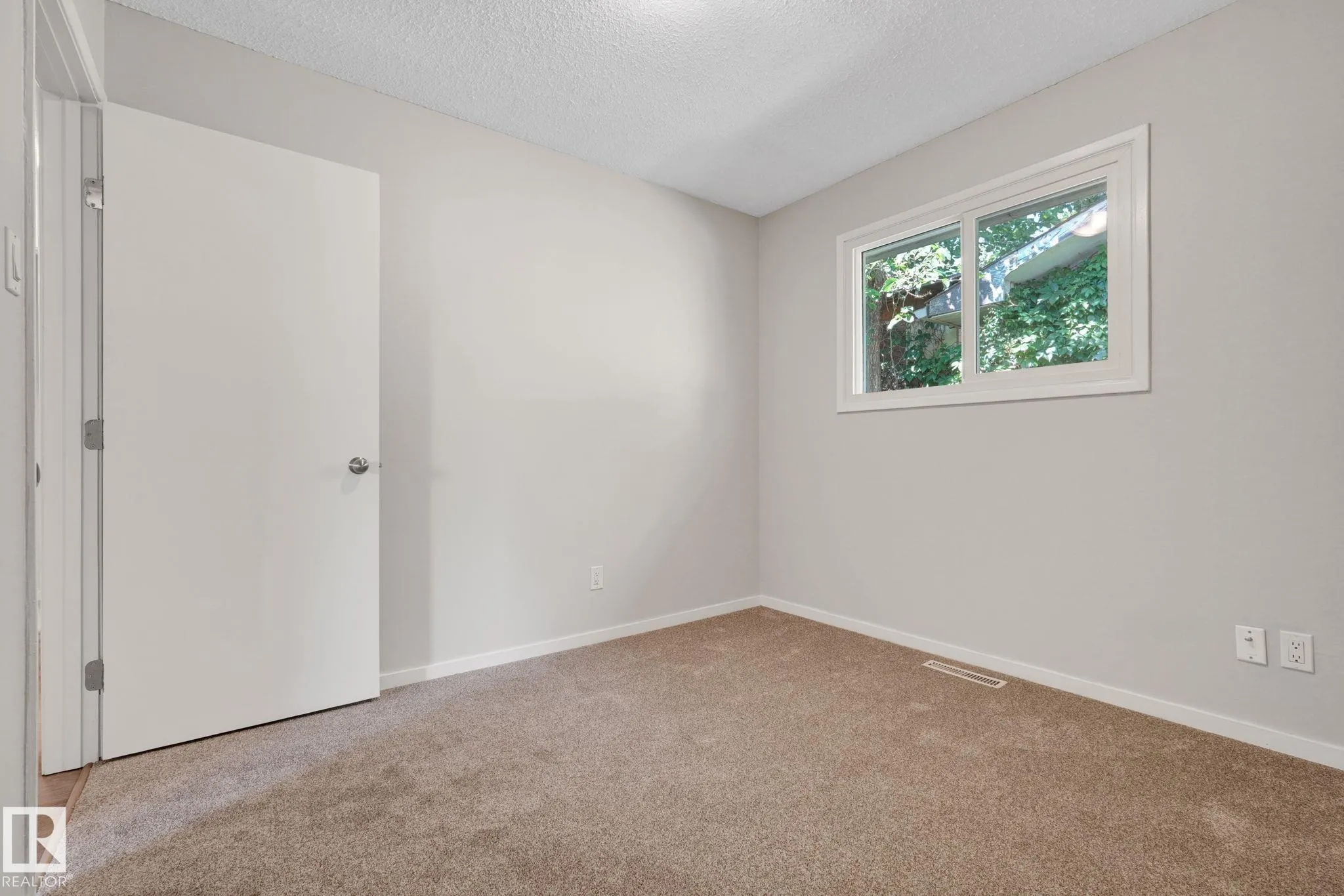 14408 65 Street