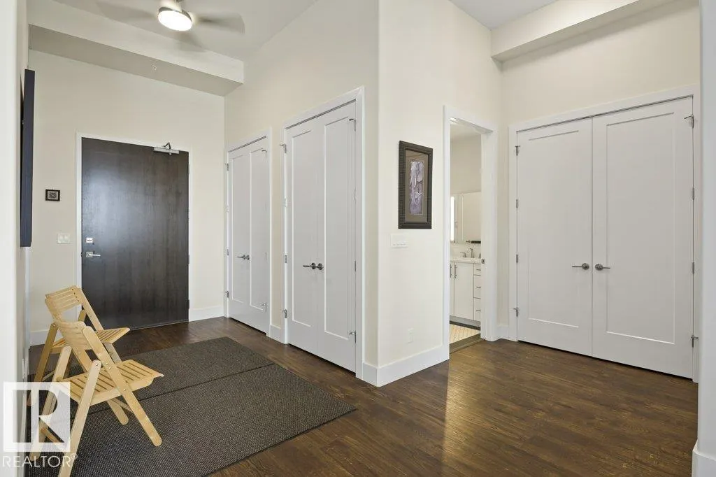 200 BELLEROSE Drive