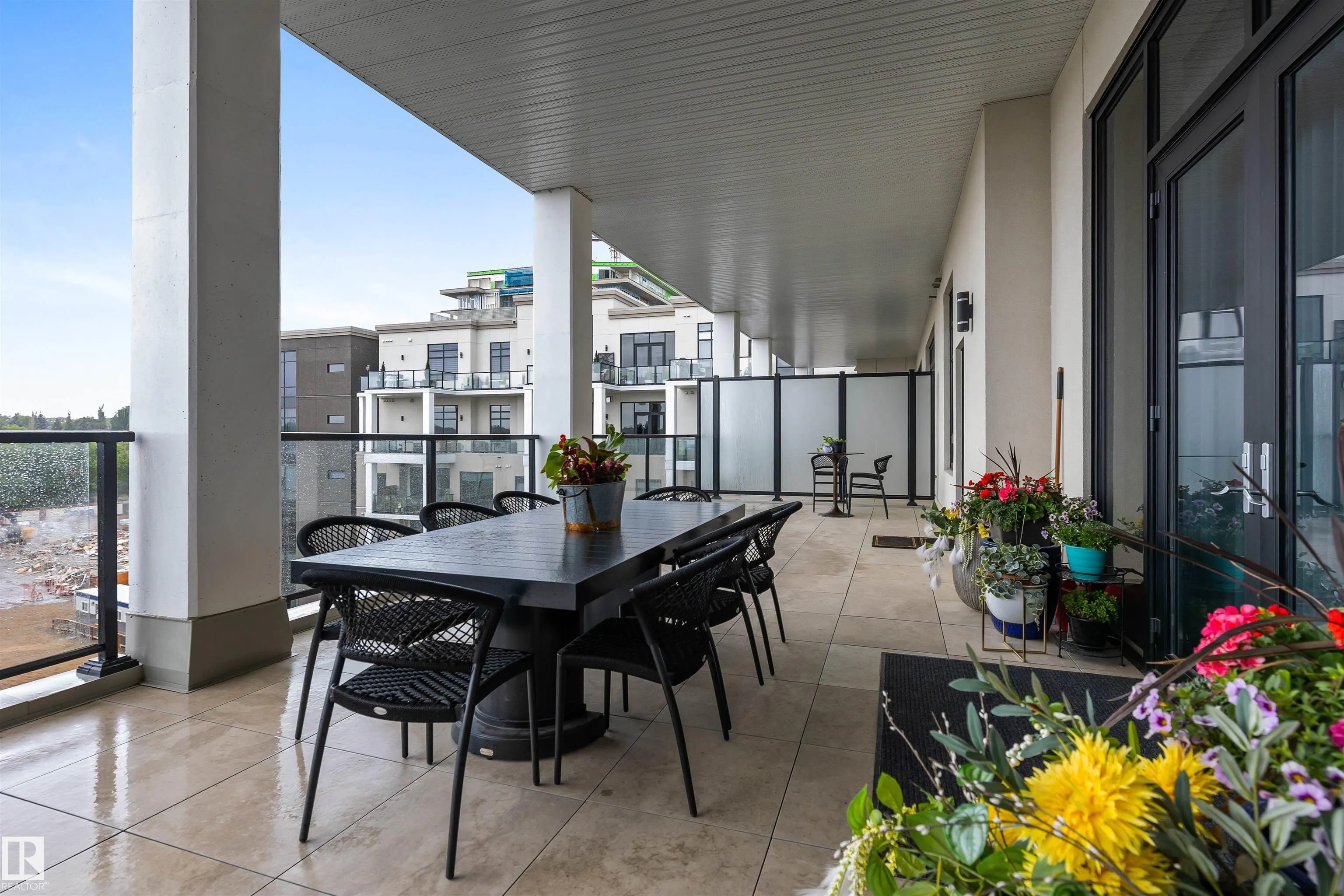 200 BELLEROSE Drive