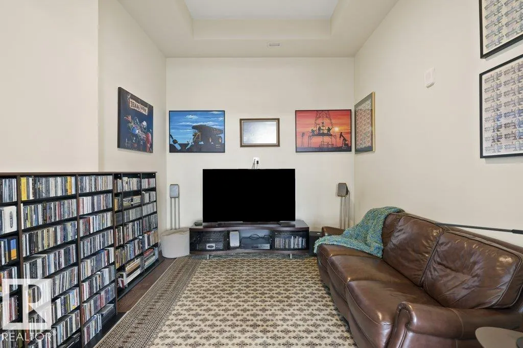 200 BELLEROSE Drive