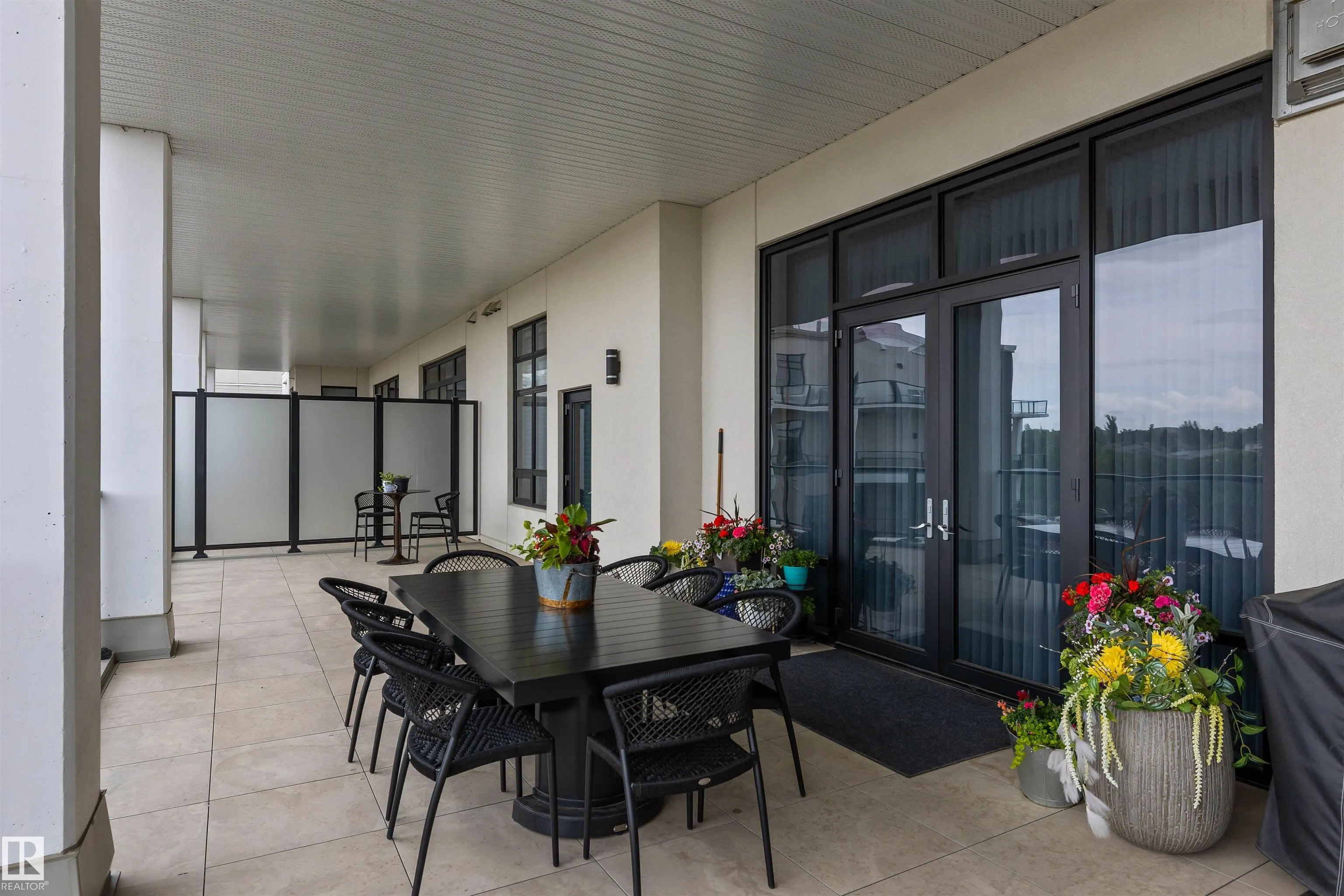 200 BELLEROSE Drive