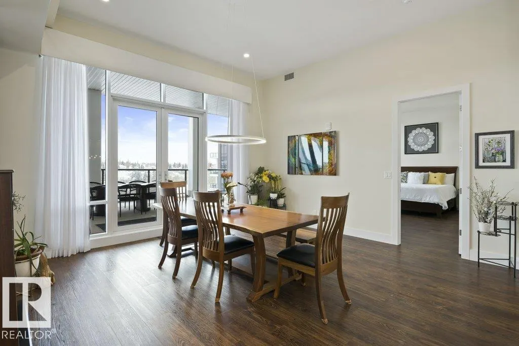 200 BELLEROSE Drive
