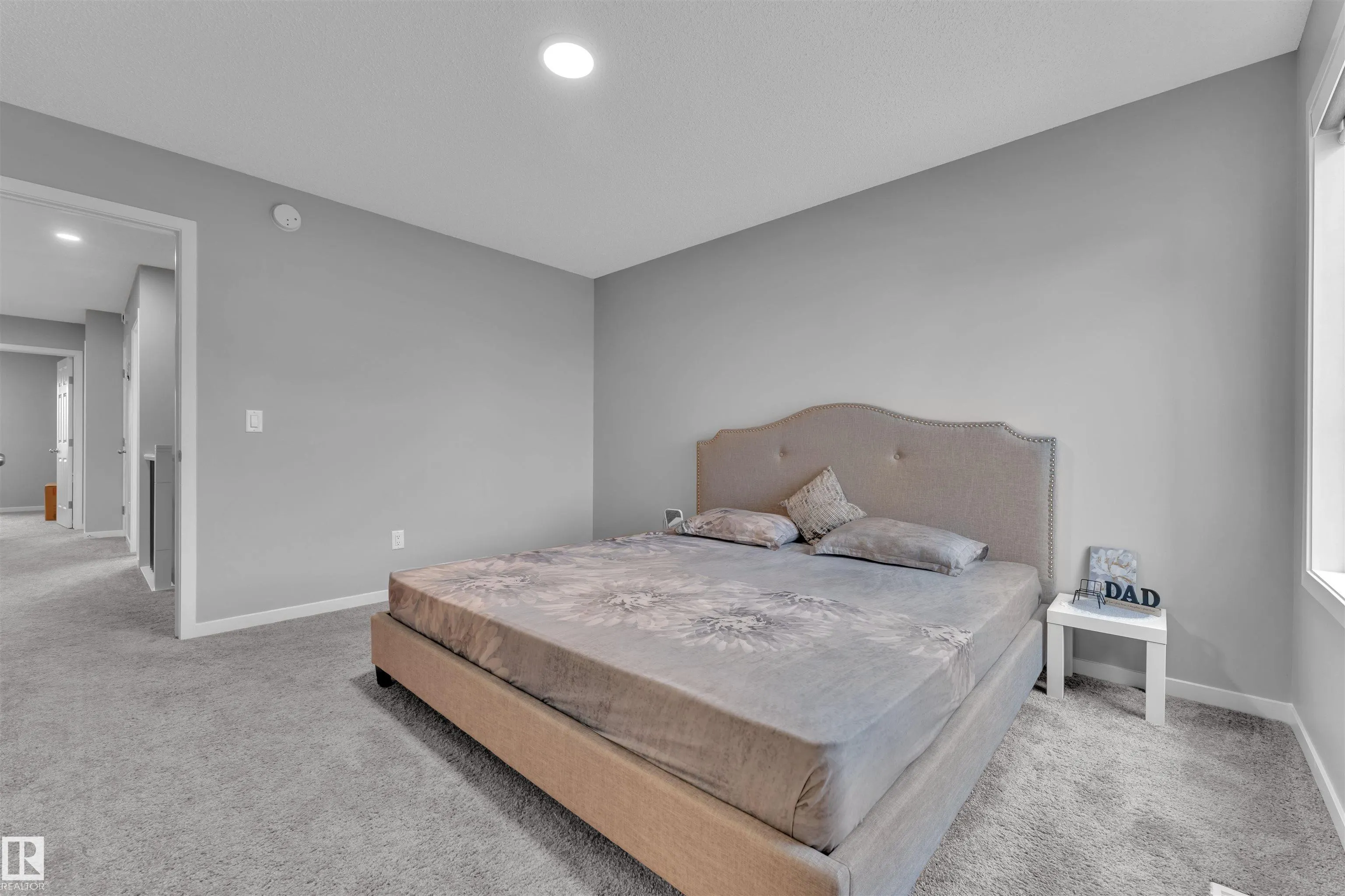 8880 CARSON Way