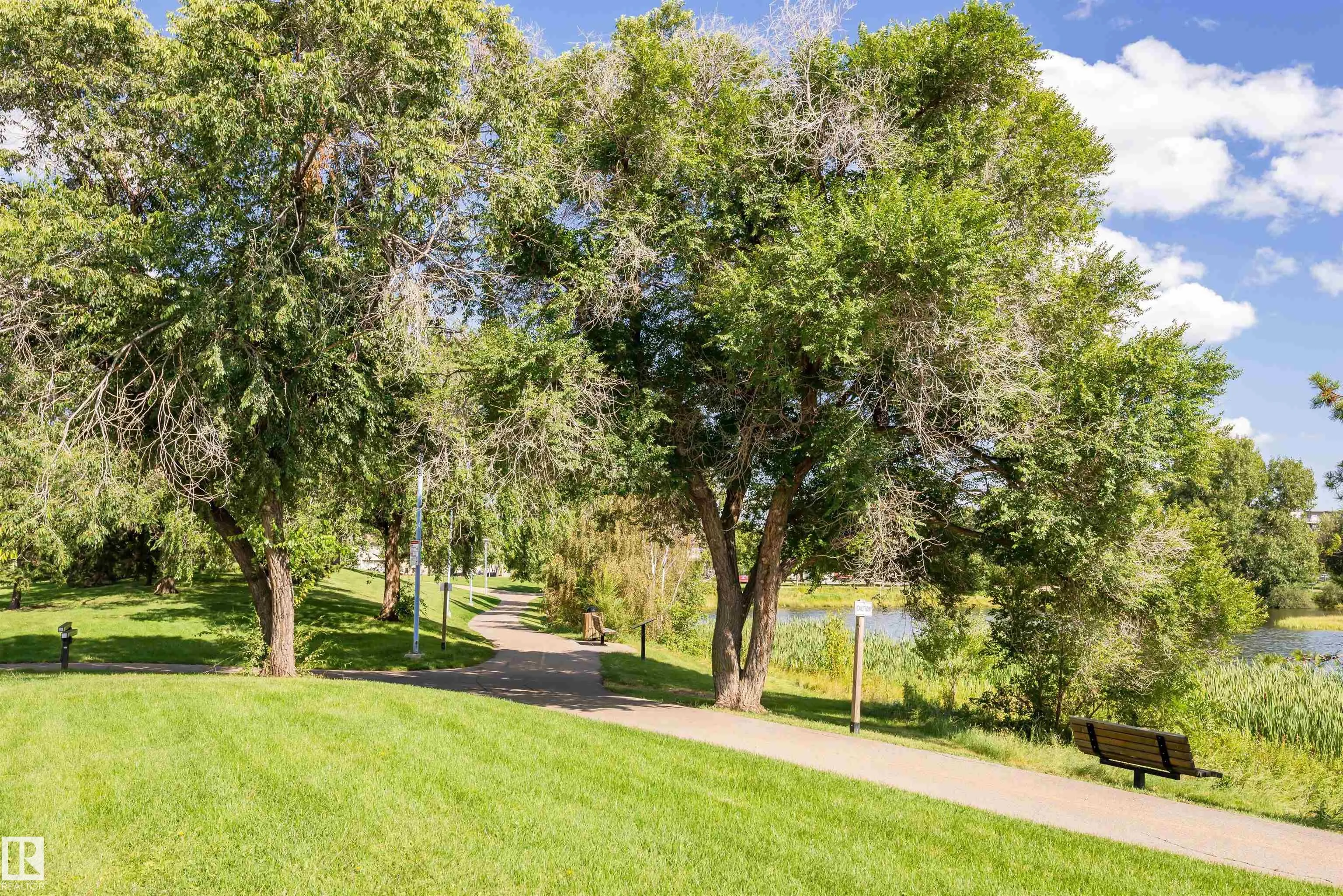 916 NORMANDY Drive