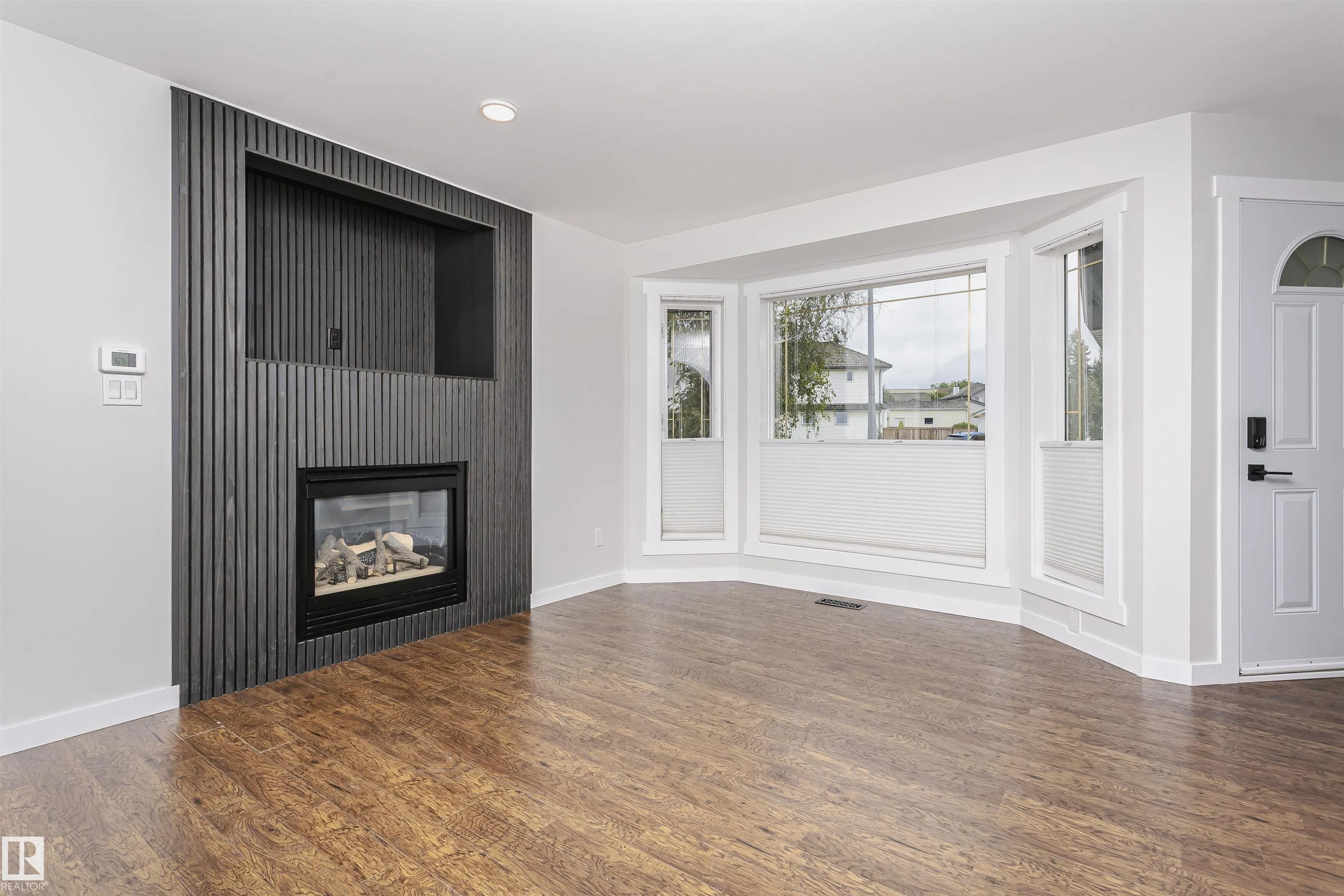 916 NORMANDY Drive
