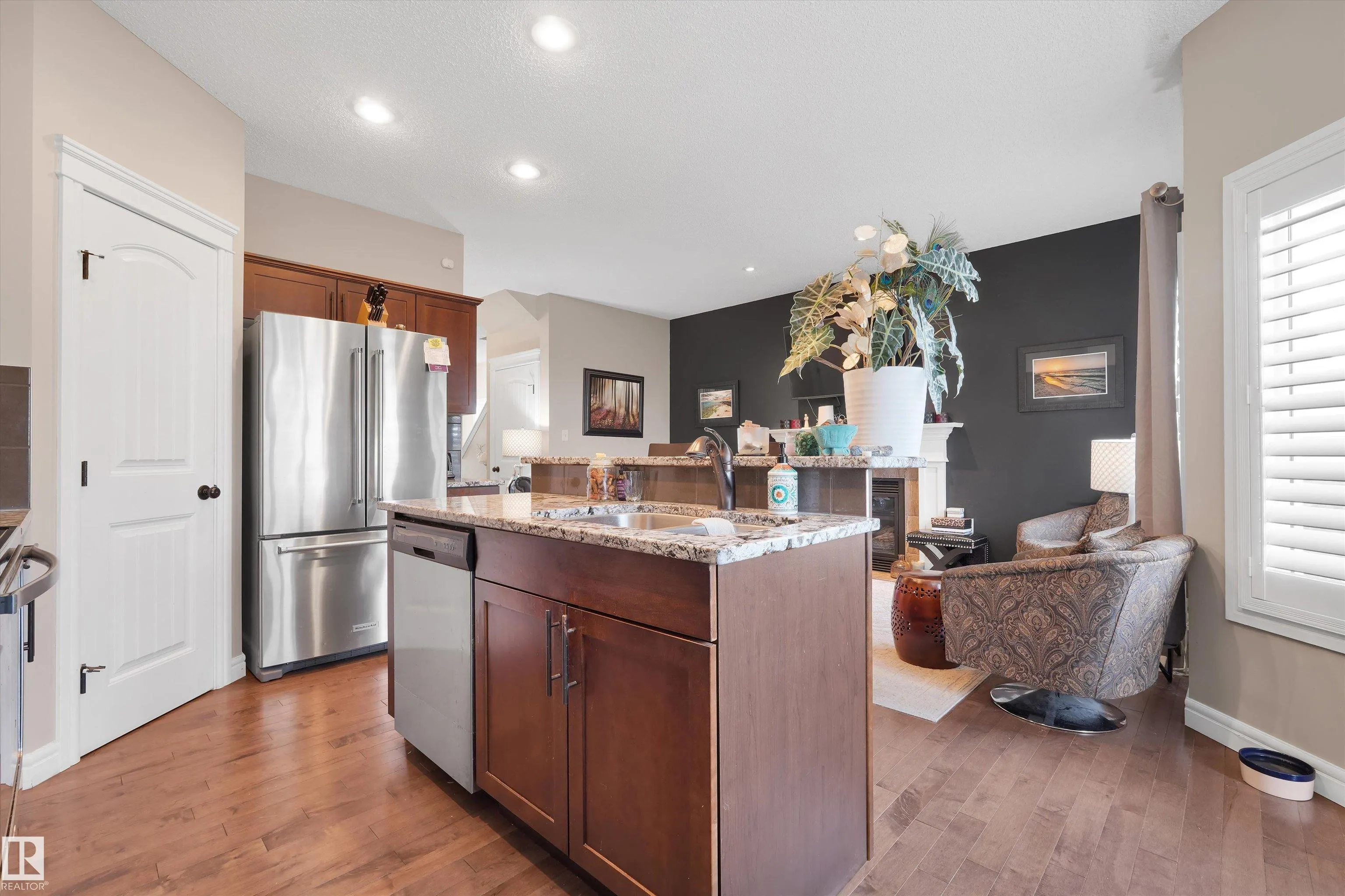 44 WOODBRIDGE Link