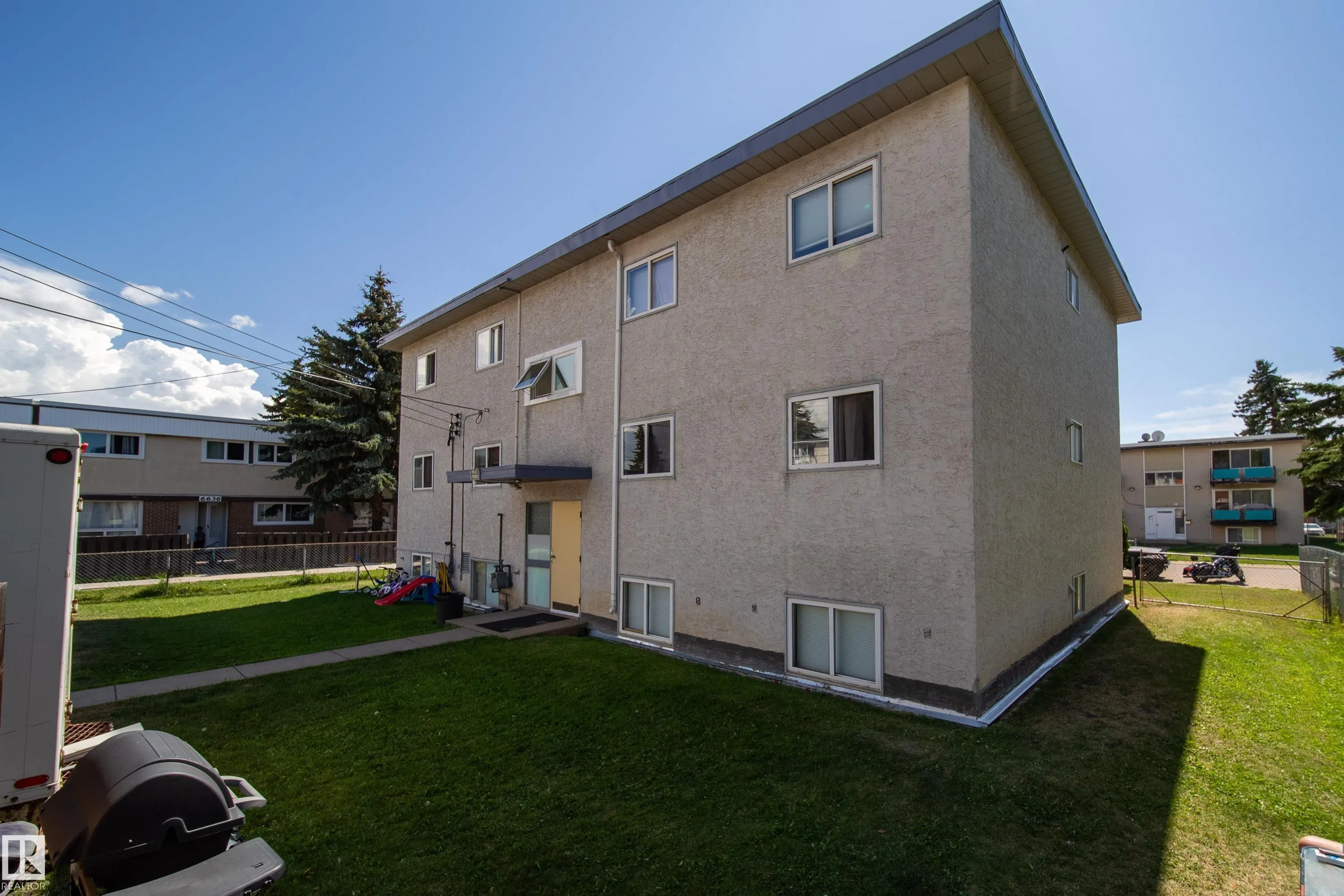 6704 131A Avenue