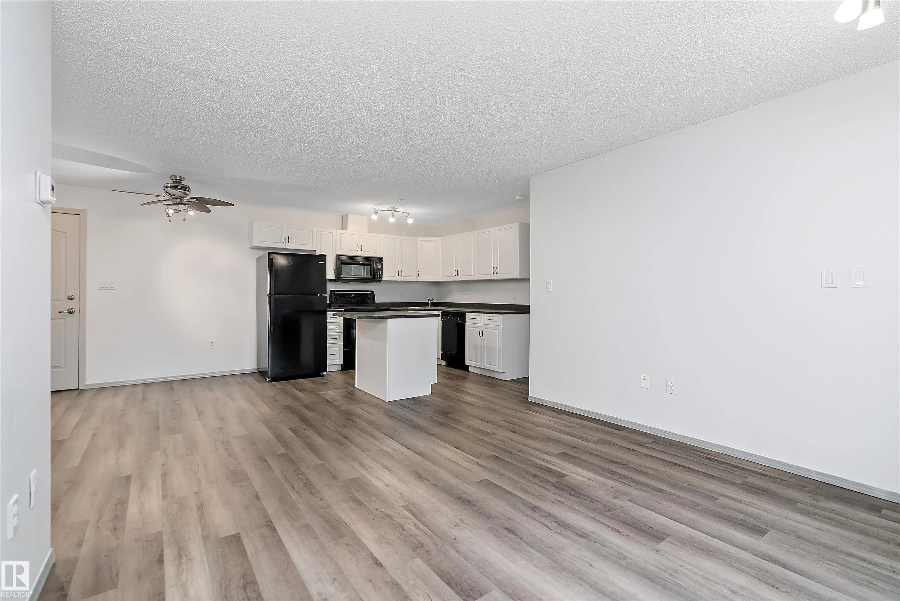 279 SUDER GREENS Drive