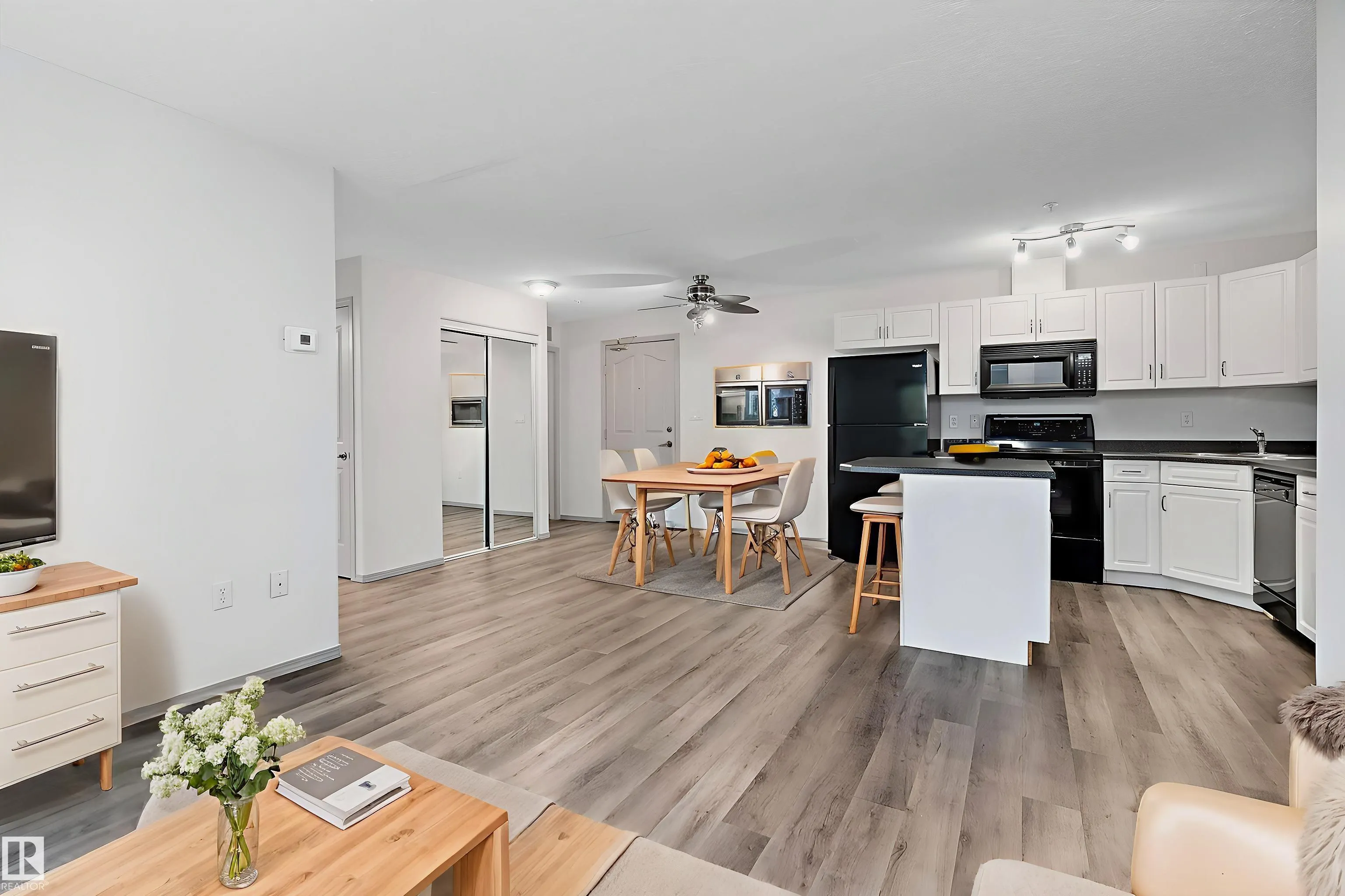 279 SUDER GREENS Drive