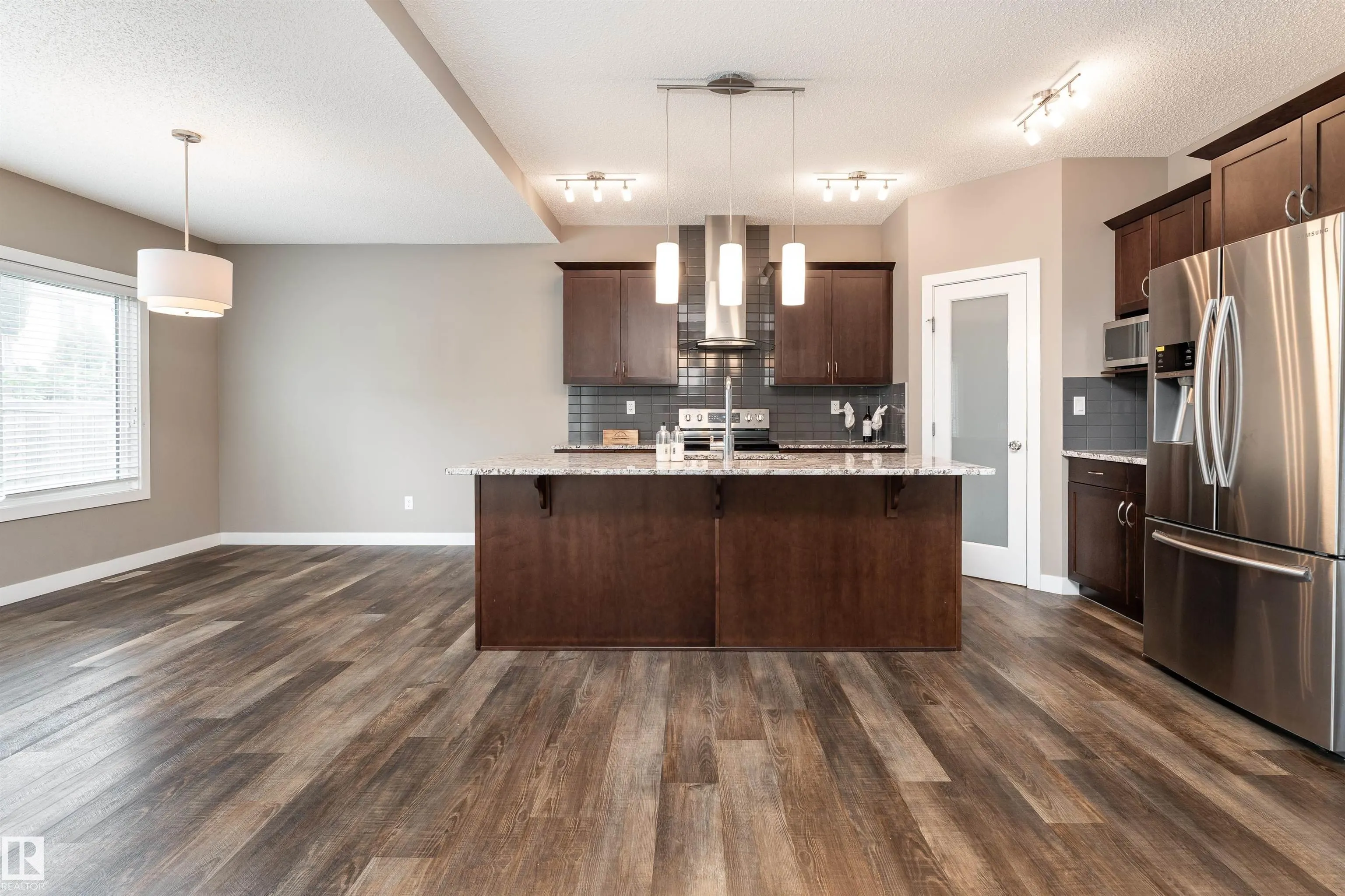 2211 CALHOUN LINK Link