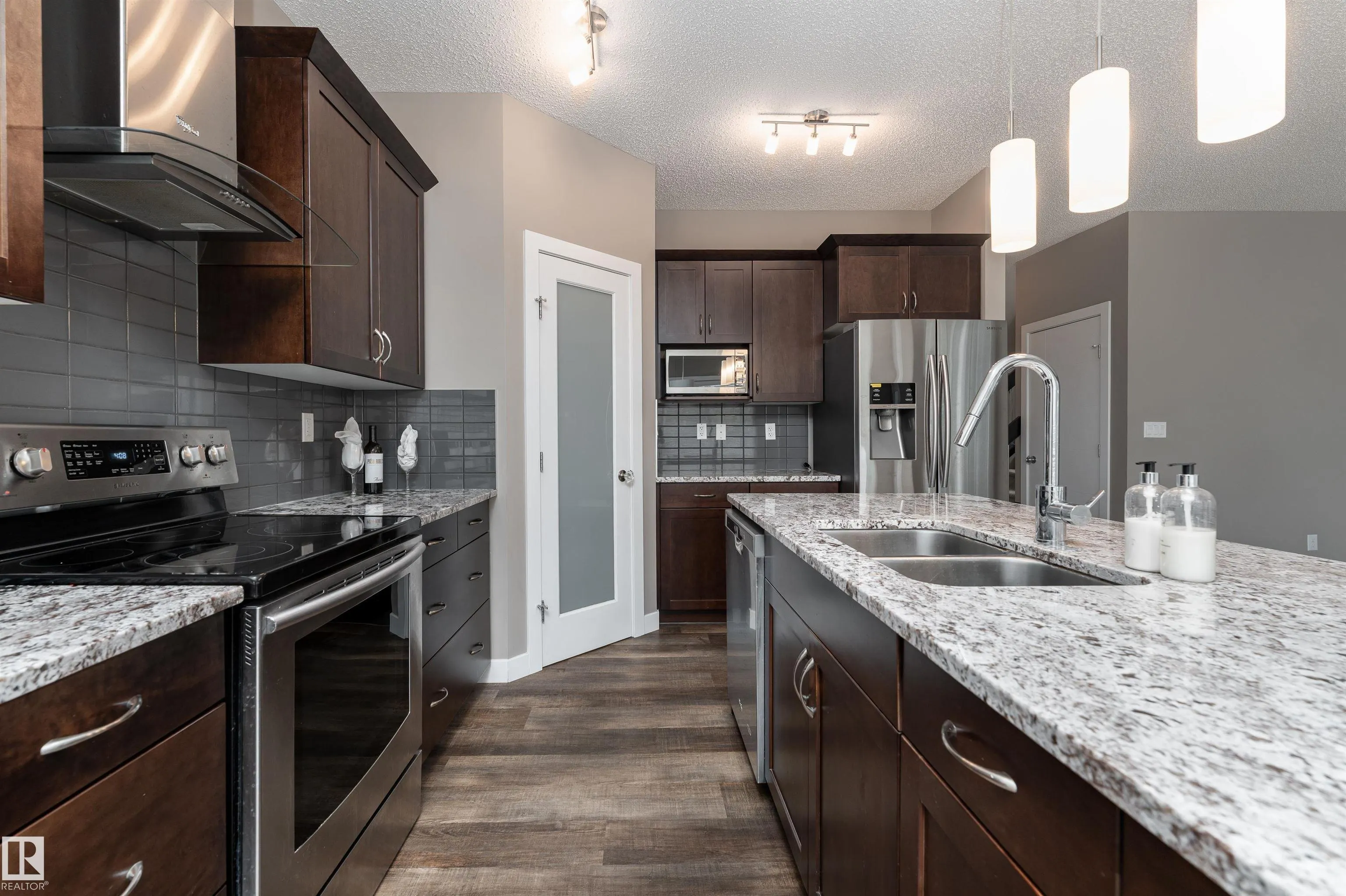 2211 CALHOUN LINK Link