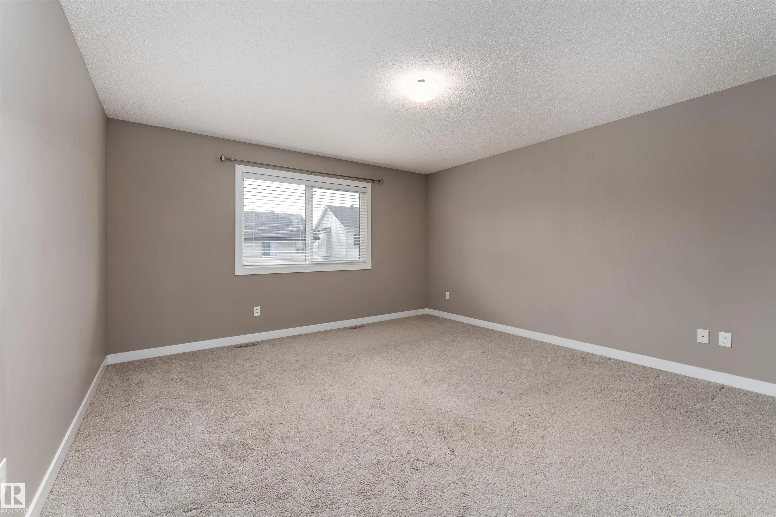 2211 CALHOUN LINK Link