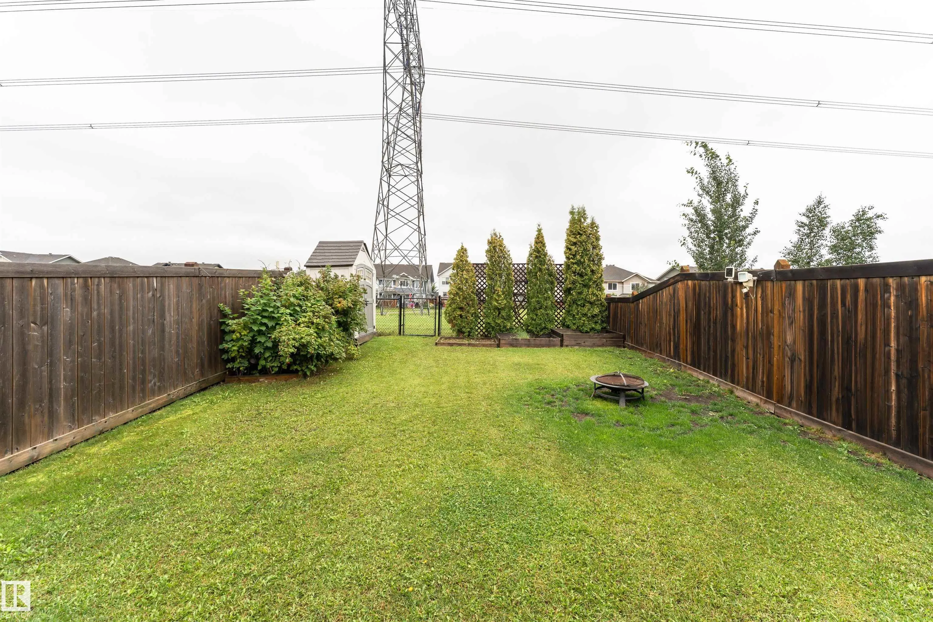 1642 CHAPMAN Way