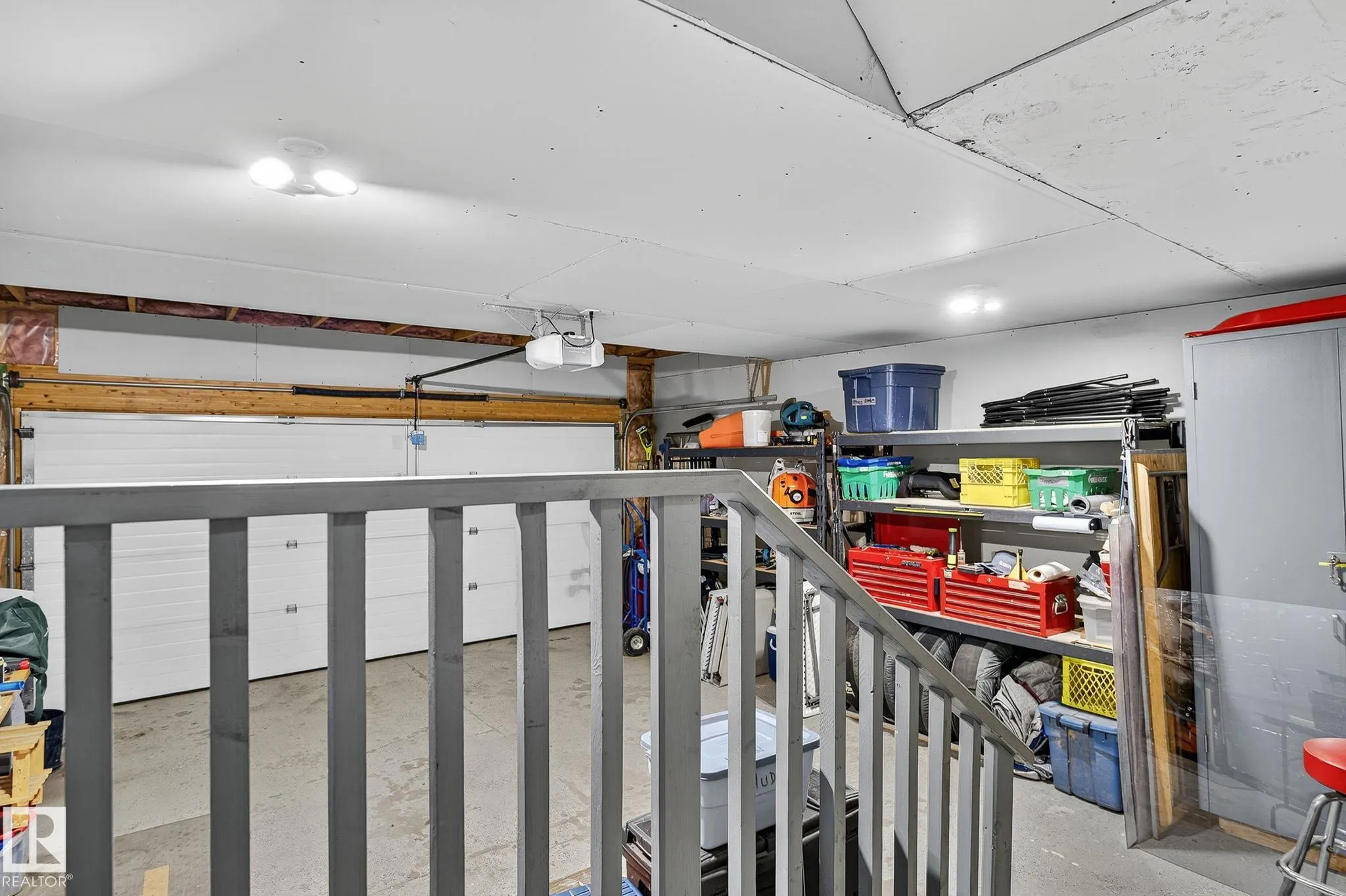 26 WOODBEND Way