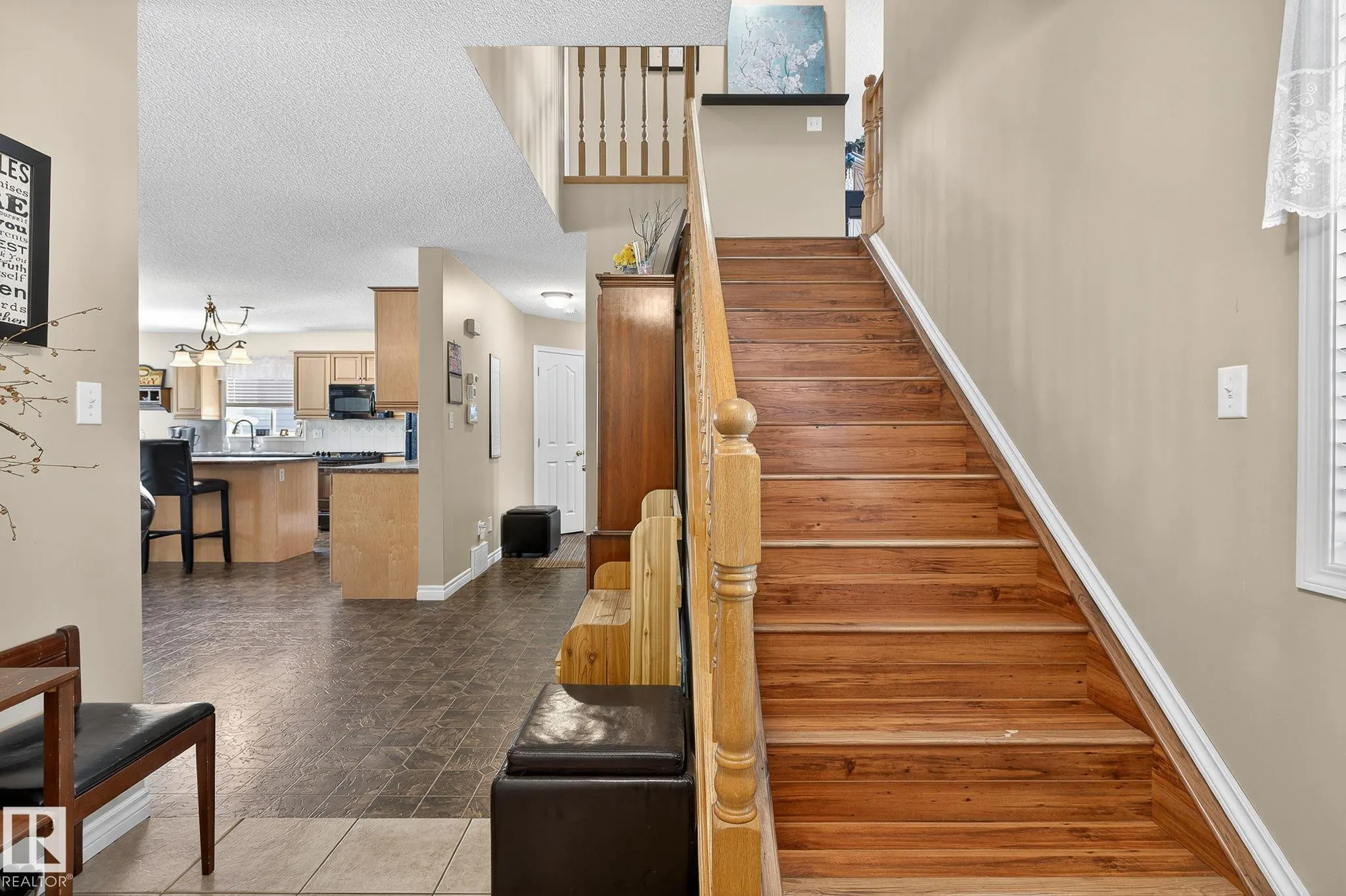 26 WOODBEND Way