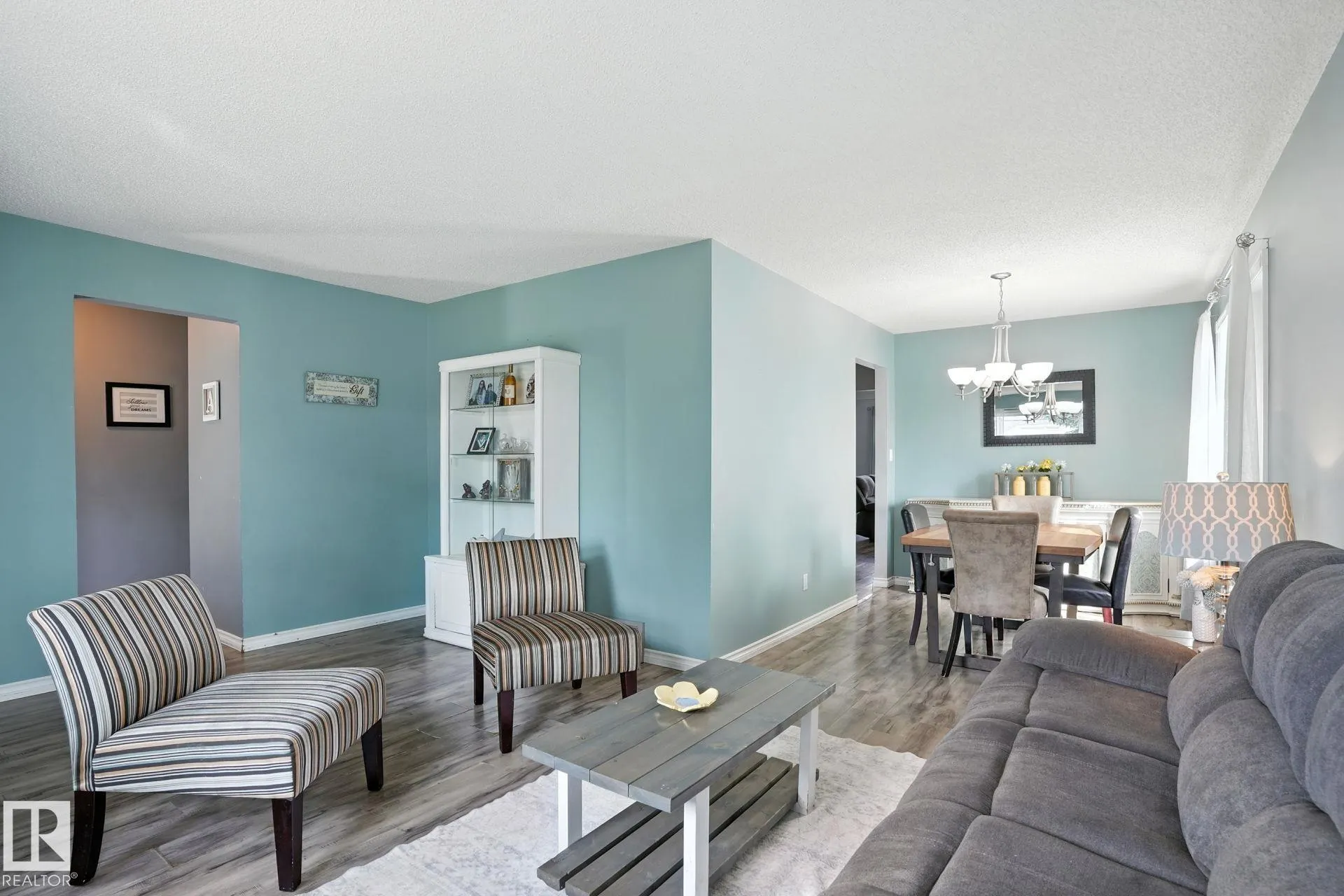 1031 JAMES Crescent