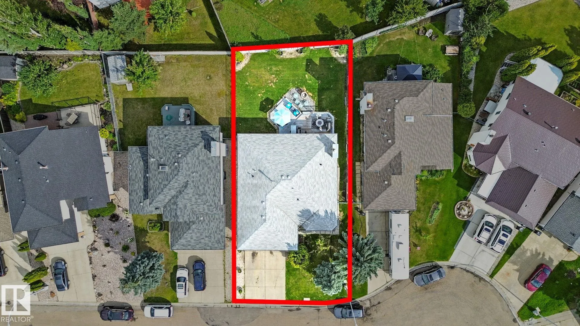 1031 JAMES Crescent
