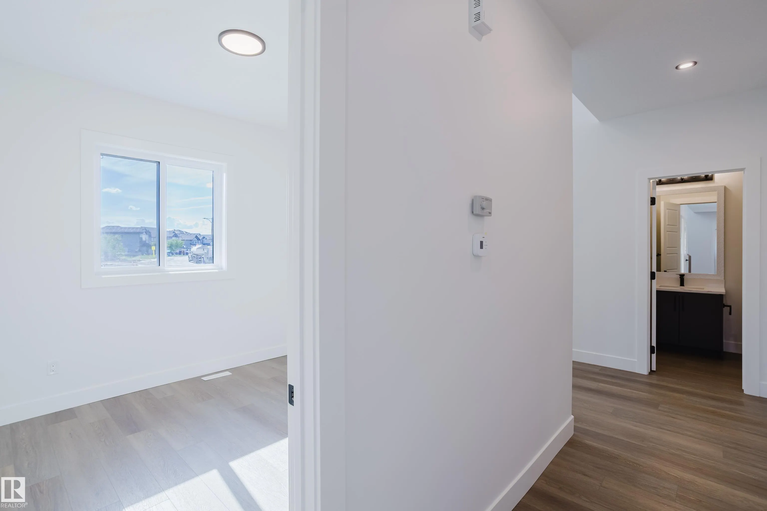 35 MEADOWGROVE Lane