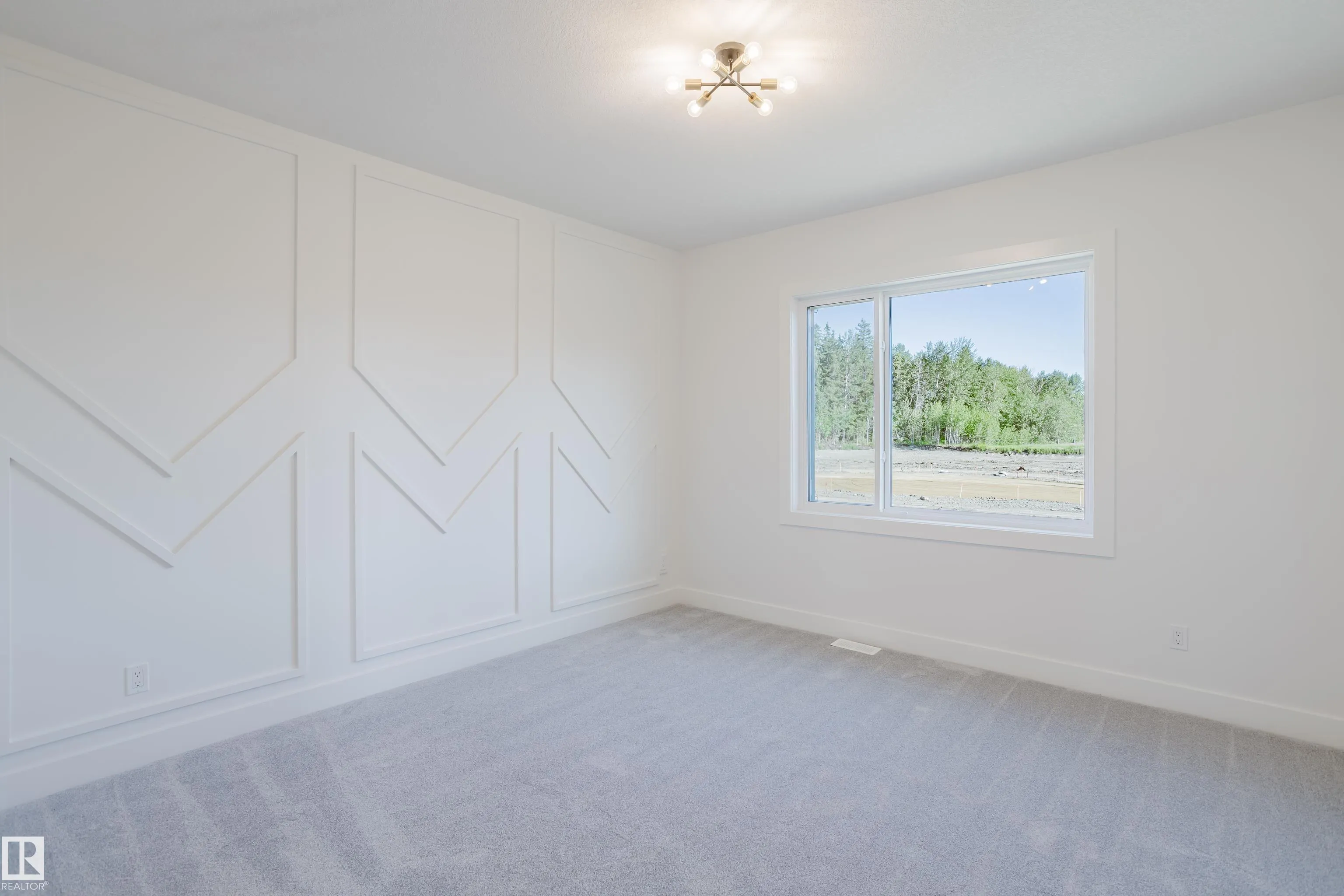 35 MEADOWGROVE Lane