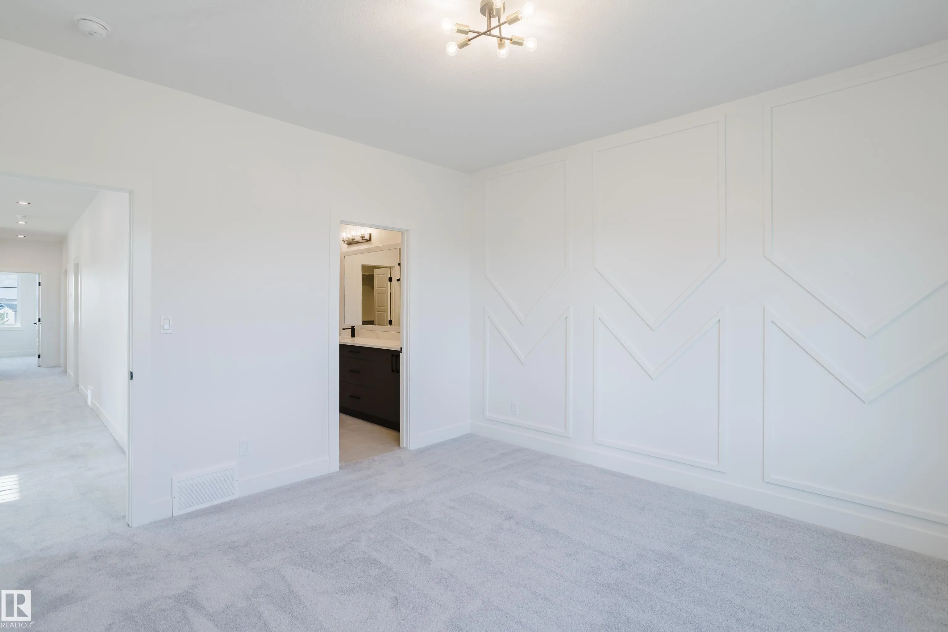 35 MEADOWGROVE Lane