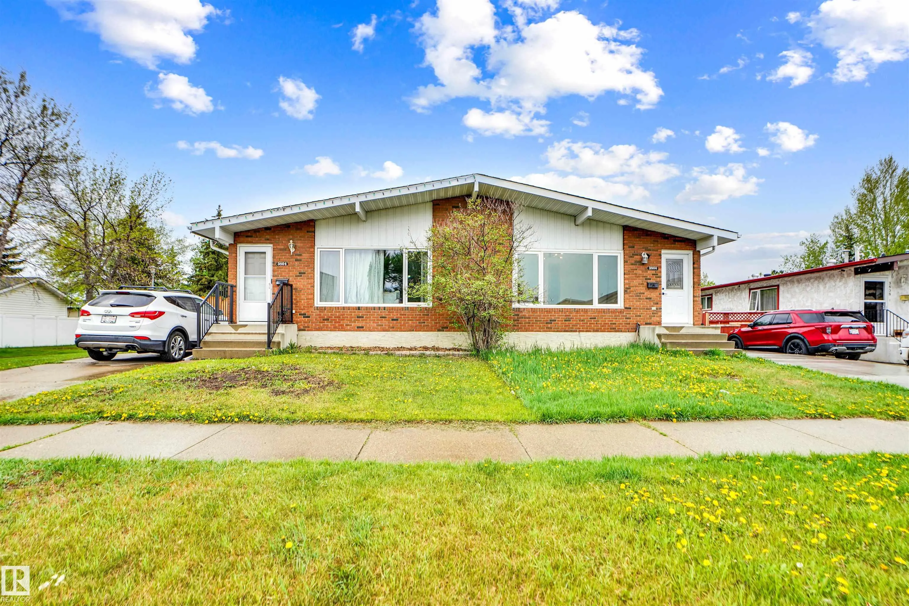 3806 85 Street